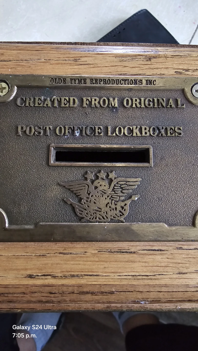 moving sale vintage post box with password no one able to open