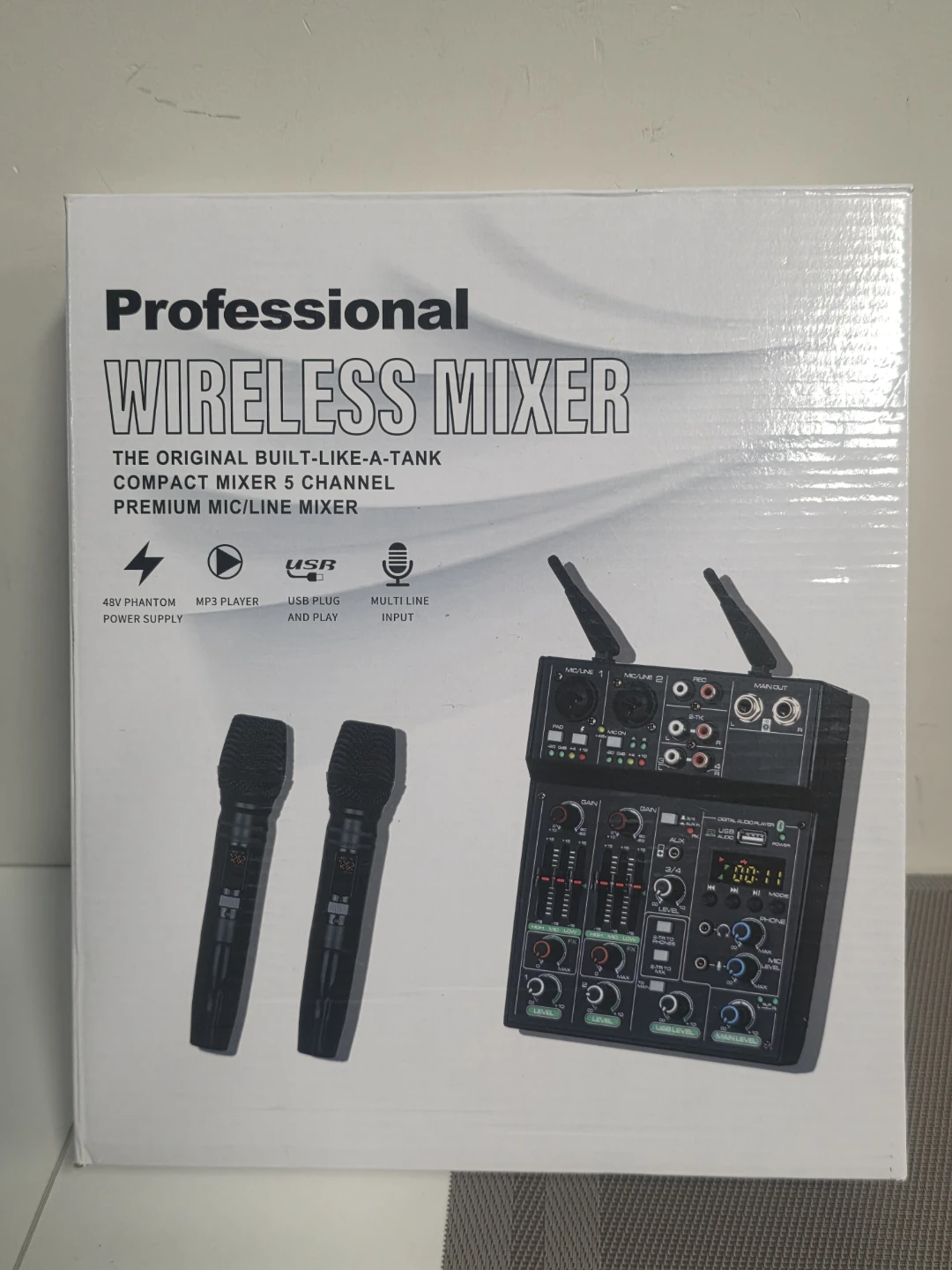 DGONOG R4-PRO Professional Wireless Mixer with 2 Microphones