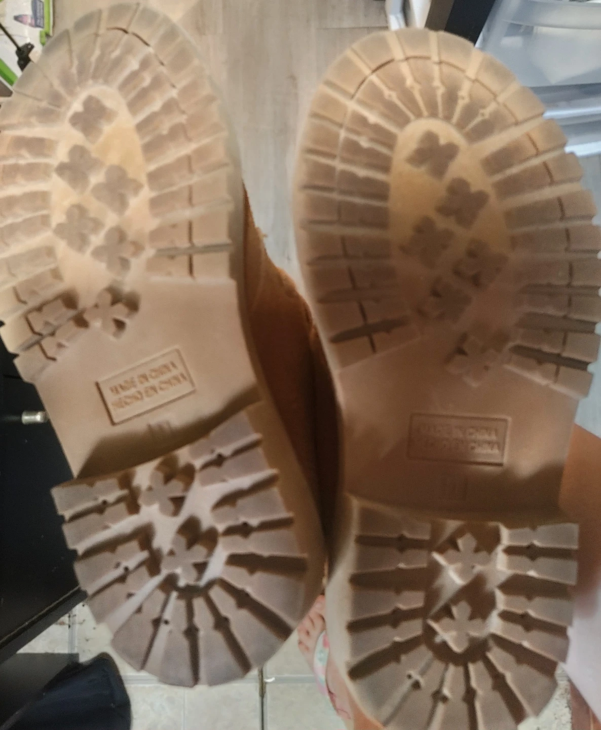 GAP Kids Chukka Boots - Tan Suede - Size 11 - photo 4