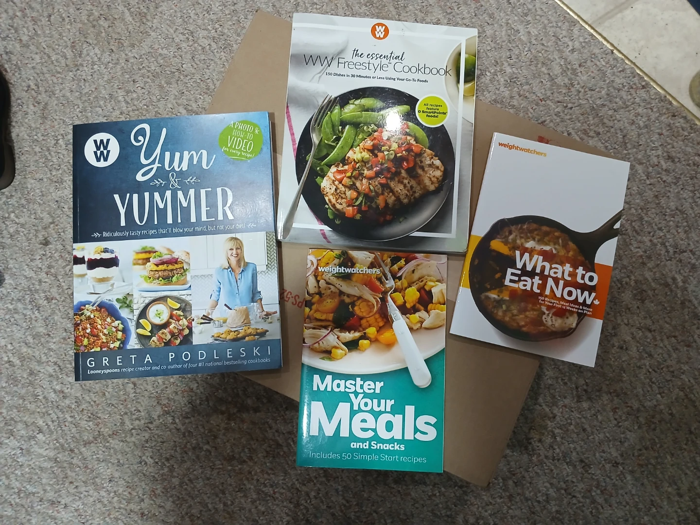 Weight Watchers Master Your Meals and Snacks Cookbook