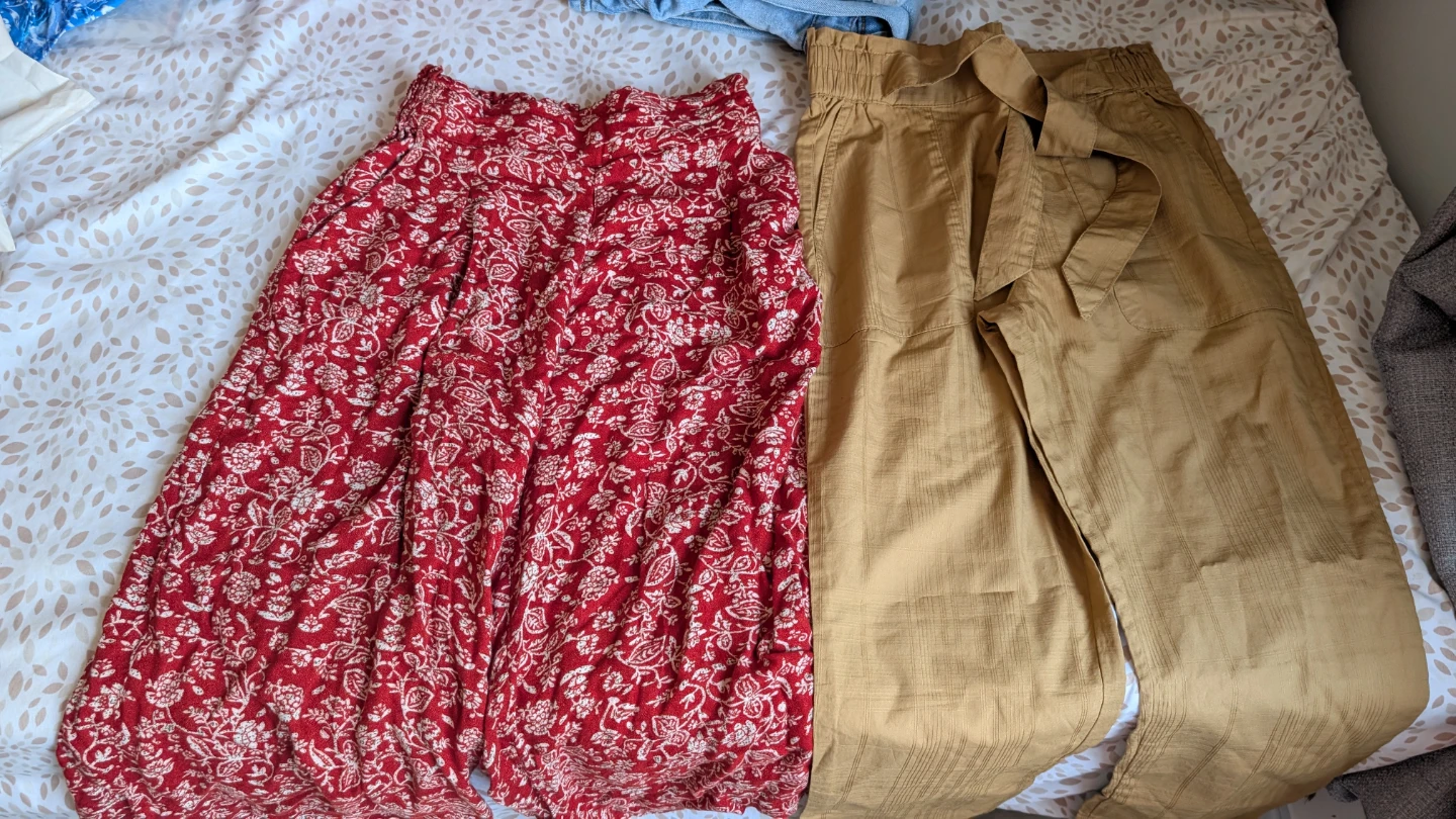 Girls' Jeans and Pants Bundle (10 pieces) - photo 2