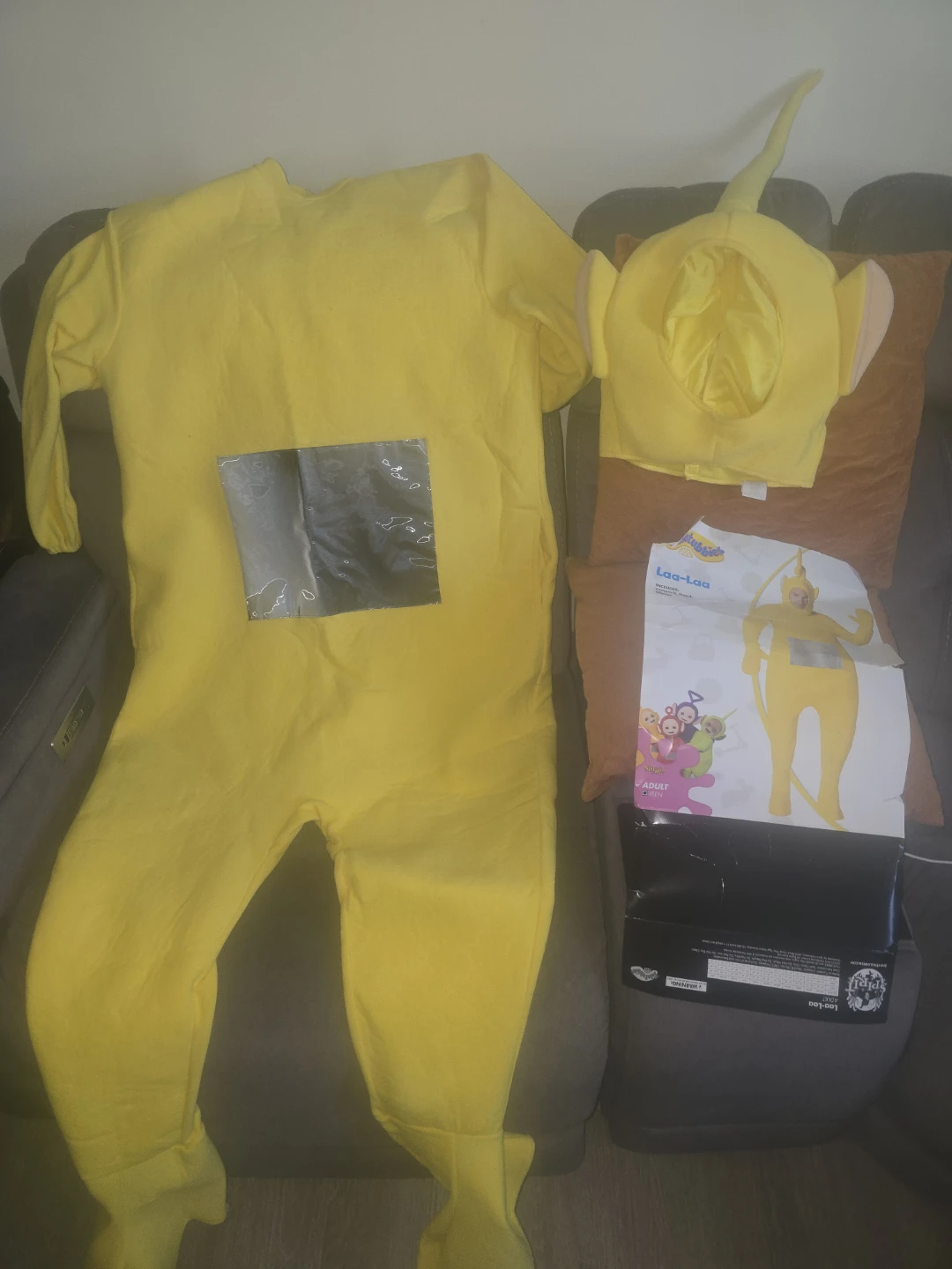 Teletubbies LAA-LAA Adult Costume - photo 2