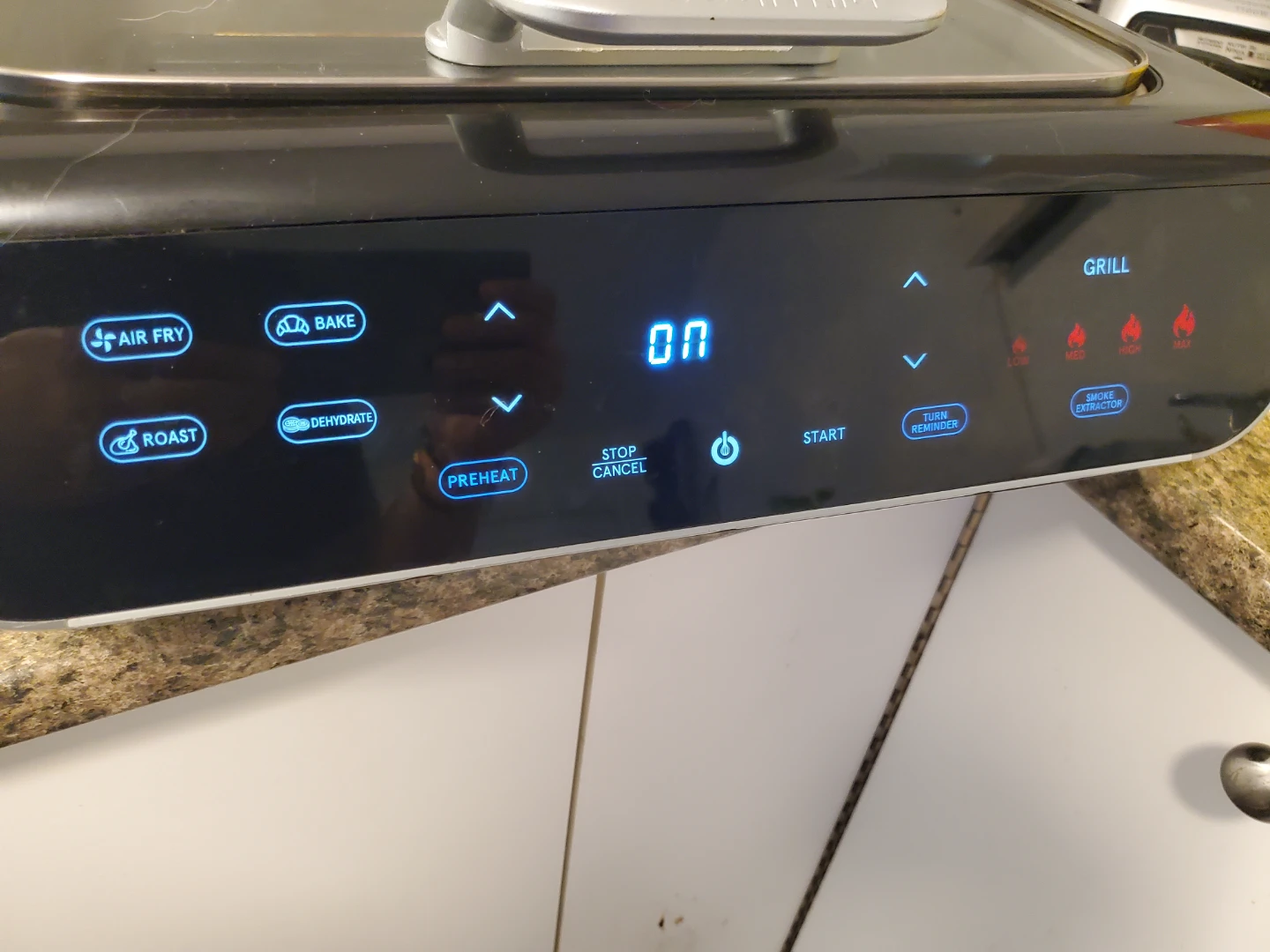Gourmia Air Fryer Grill - photo 3