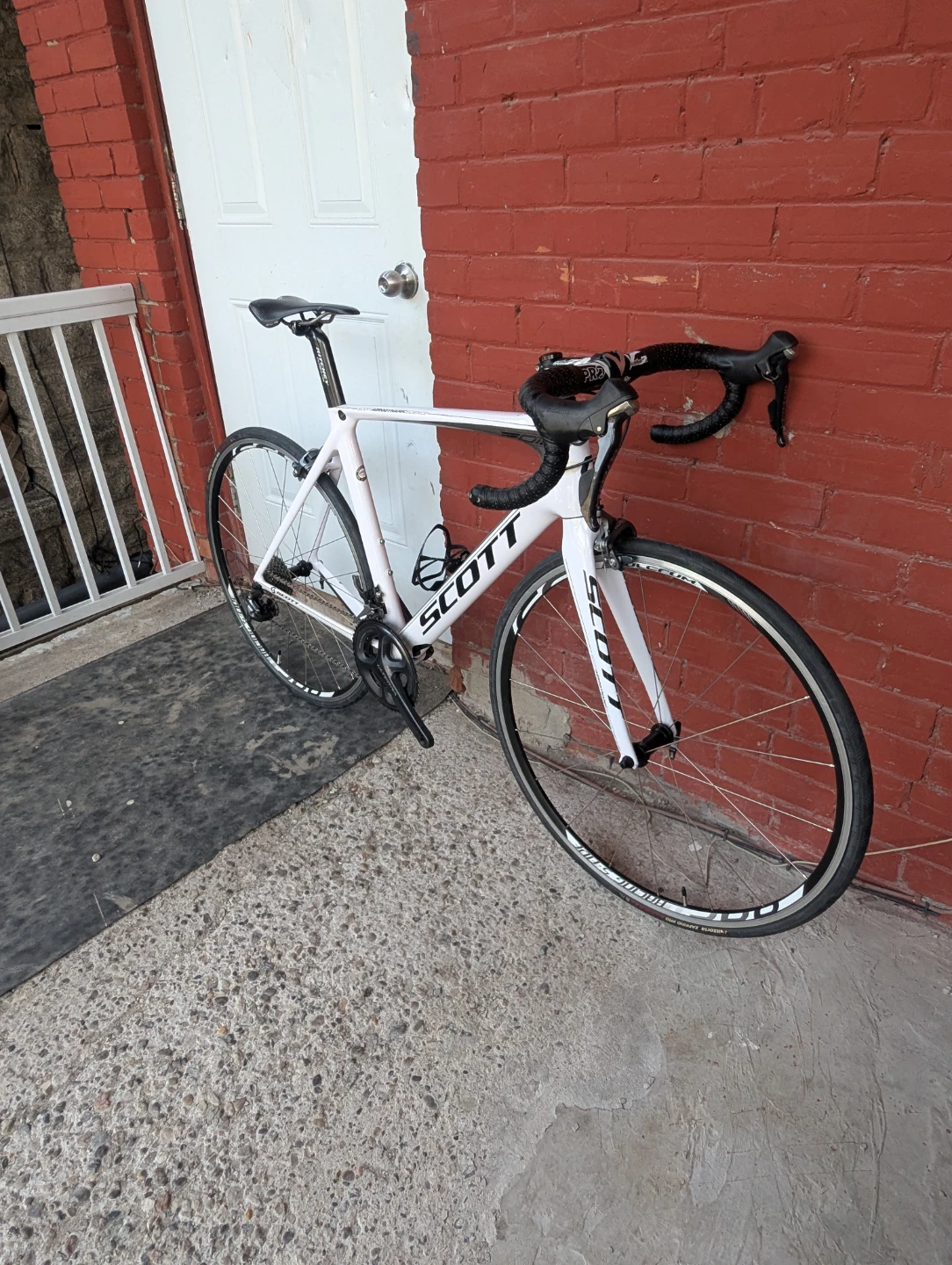 Scott Foil 10 Road Bike - photo 2