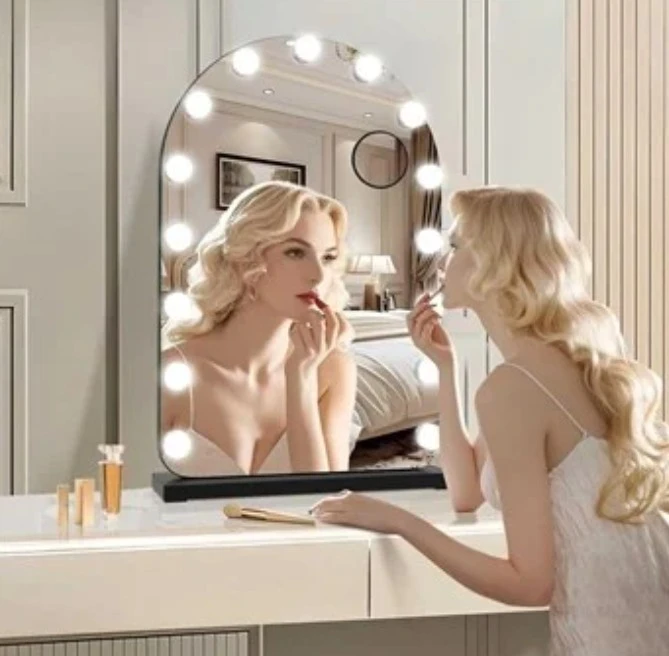 Hollywood Vanity Mirror with Lights