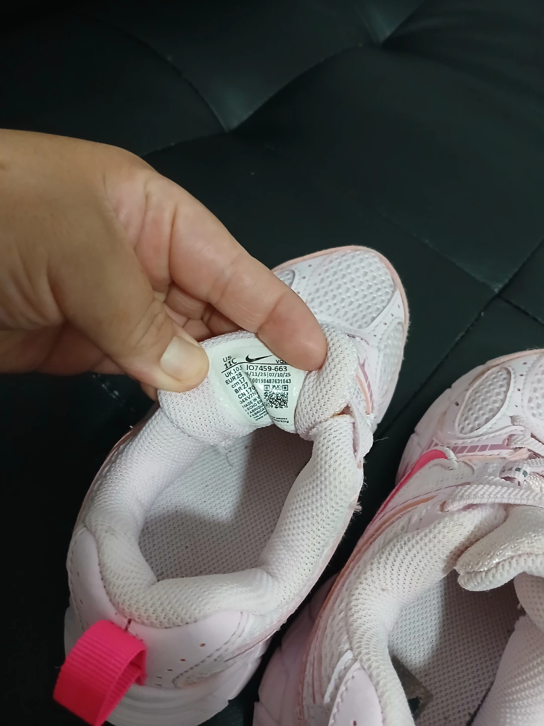 Nike Pink Running Shoes Toddler Size 6C - photo 2