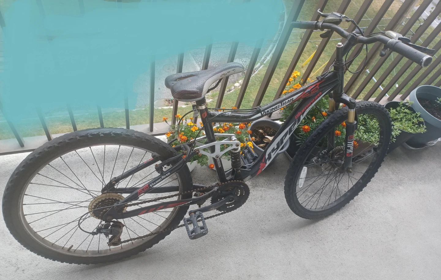 HYPER Viking Trail Mountain Bike