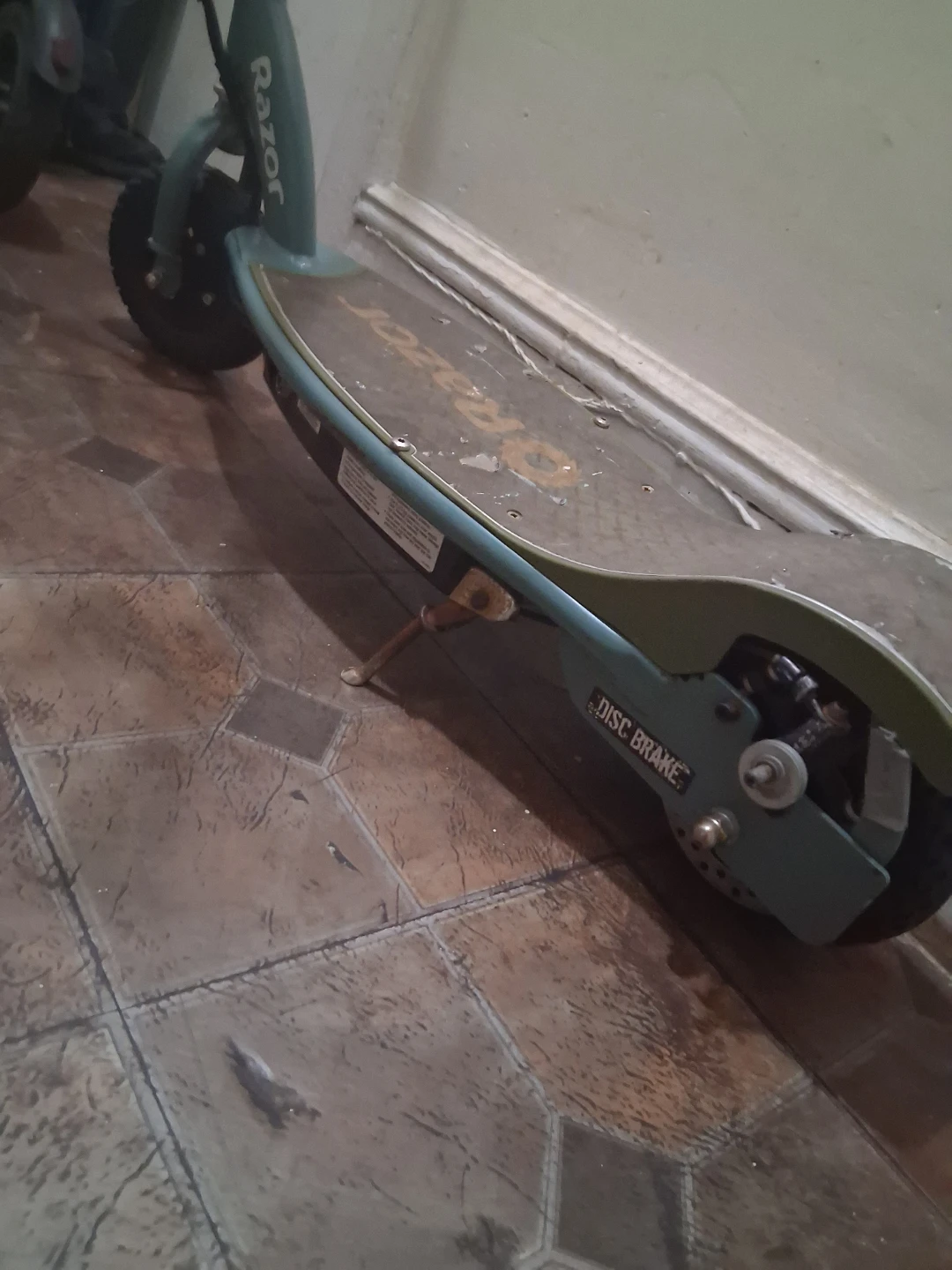 Razor electric scooter