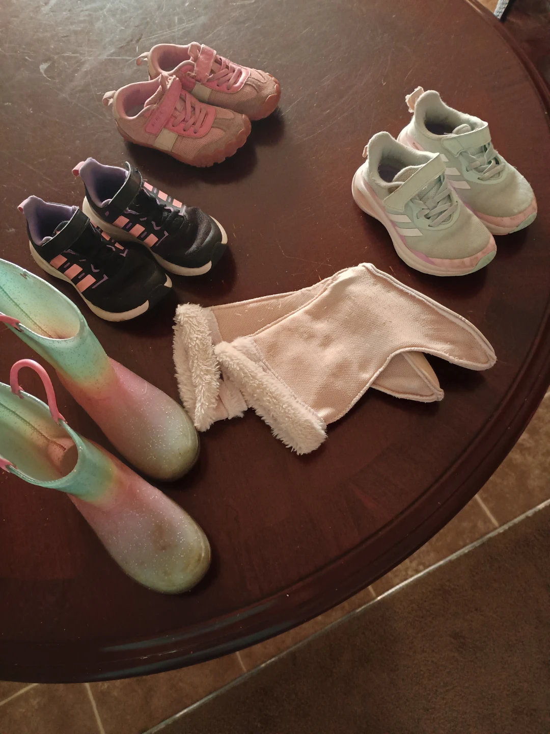 Kids shoes size 10/11 - photo 2