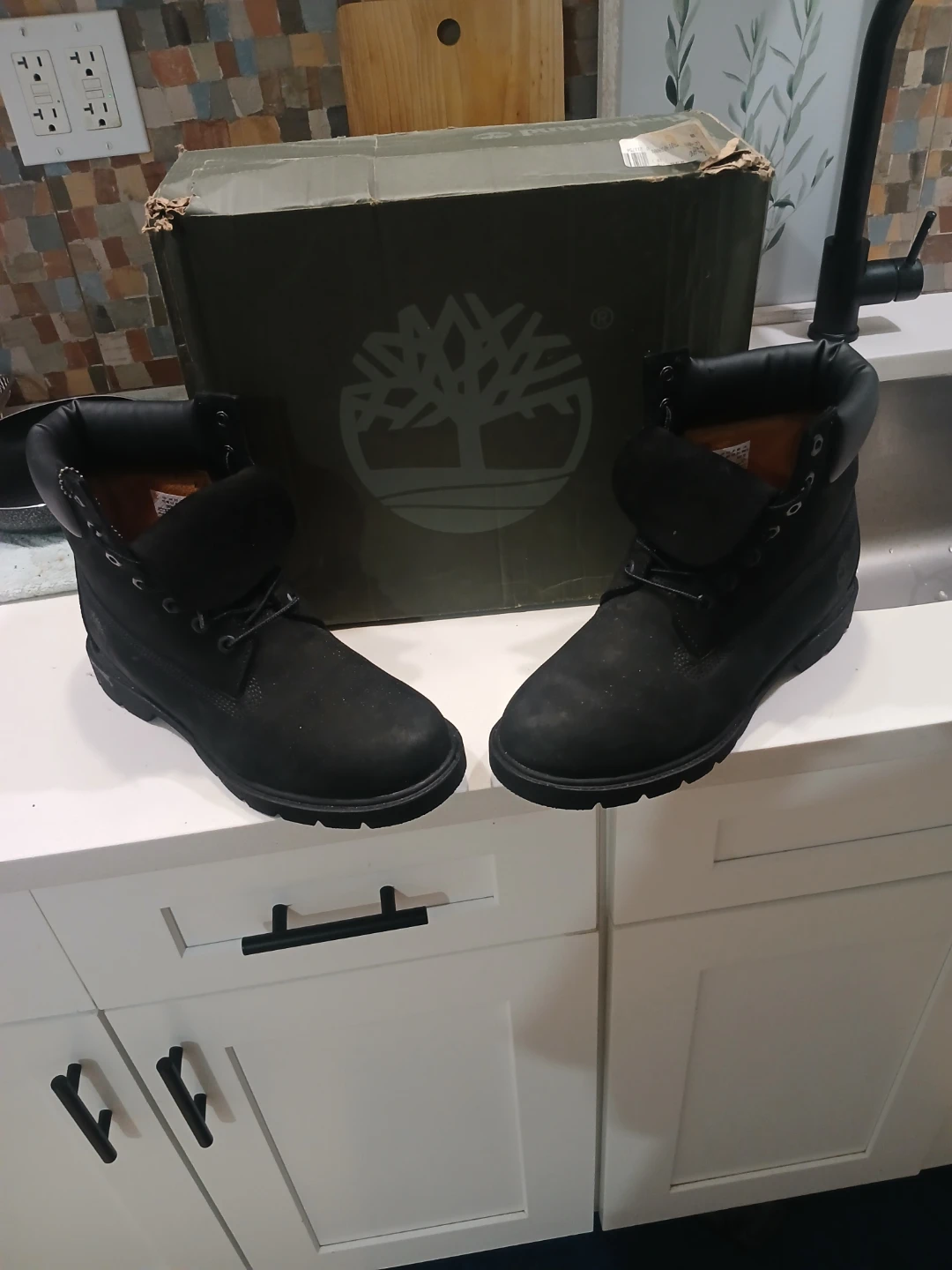 Timberland Black Suede Lace-Up Boots - photo 2
