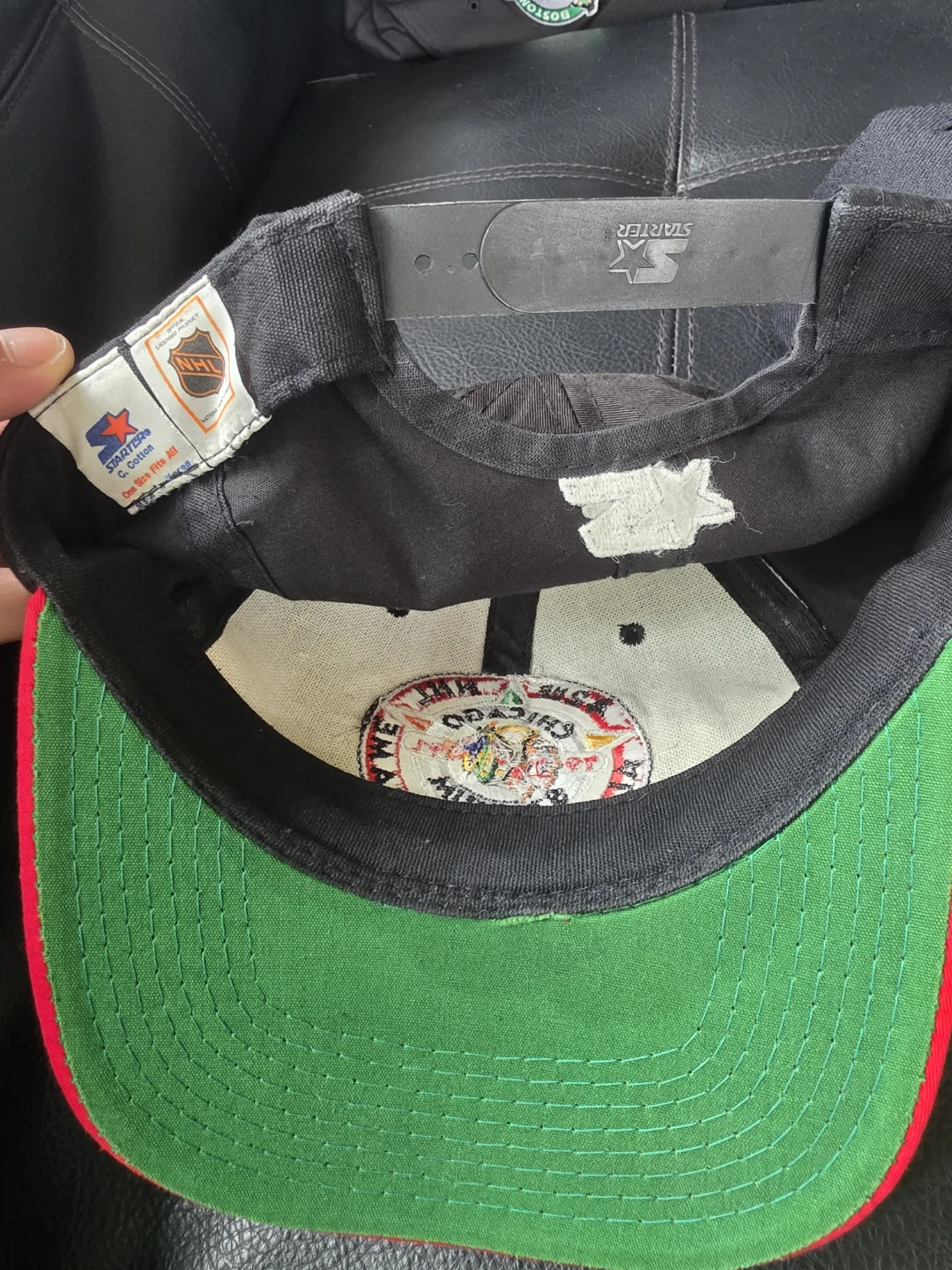 Starter Chicago Blackhawks NHL Hats (2-Pack) - photo 3