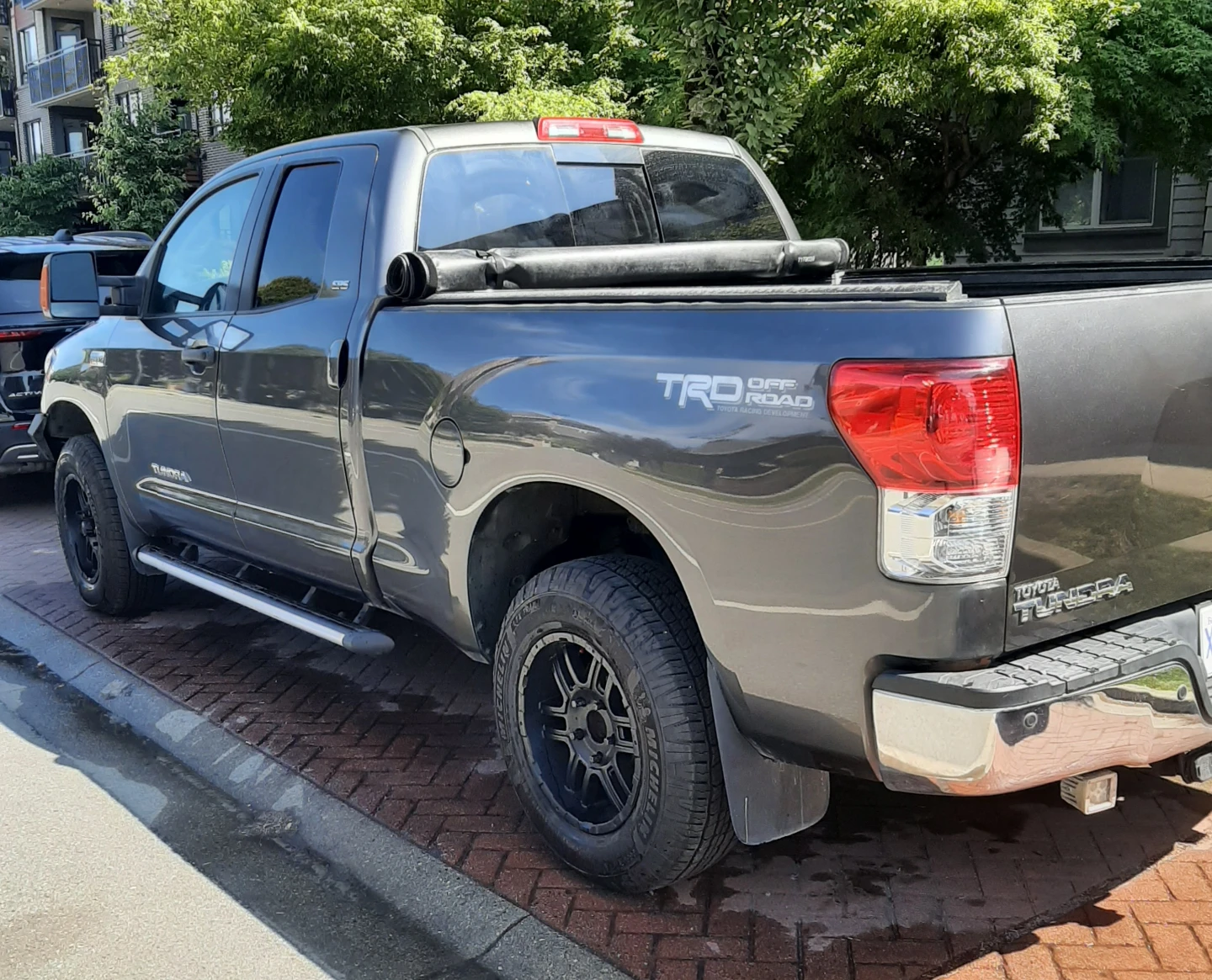2013 Toyota Tundra TRD Off Road CrewMax - photo 3