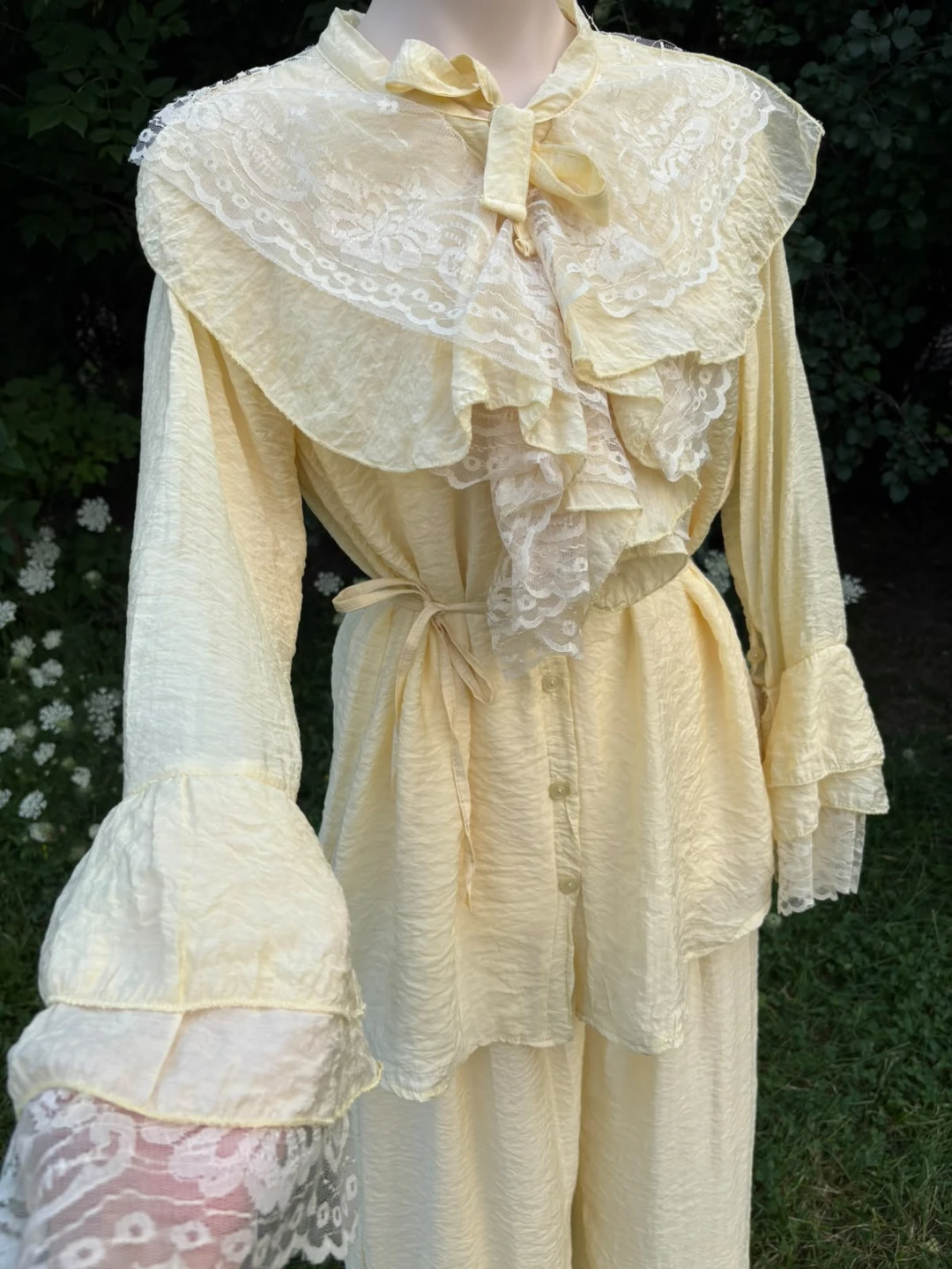 Yellow  Set with Lace Trim - photo 2