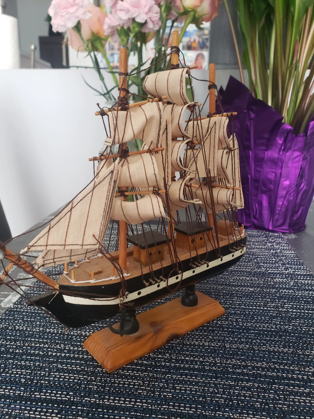Delta distributers Wooden Sailboat Model - photo 2