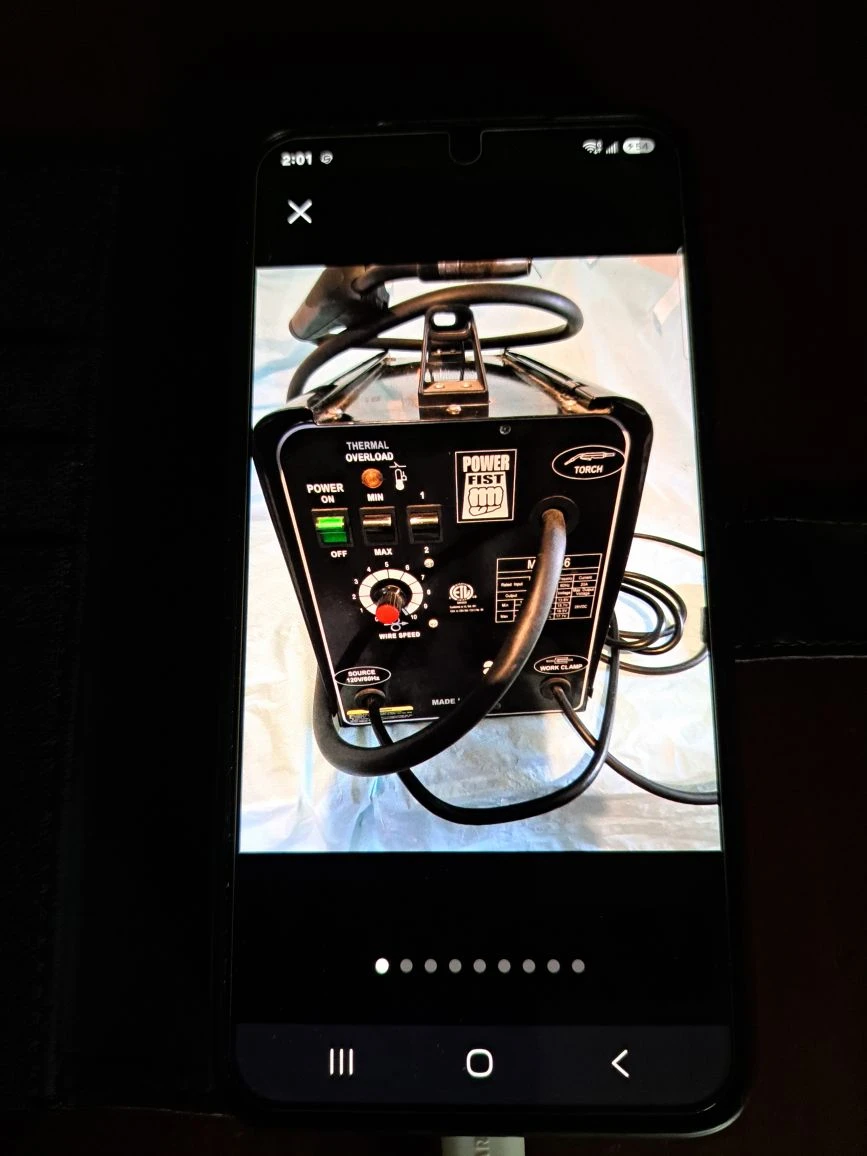 Power Fist MIG 136 Welder& 2 Helmets/ Twin Floodlights