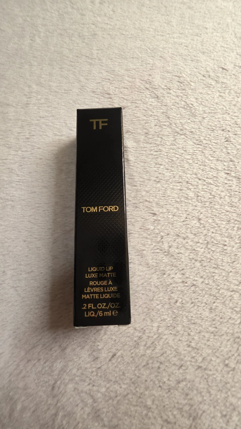 Tom Ford Liquid Lip Luxe Matte Lipstick in Burnt Peach