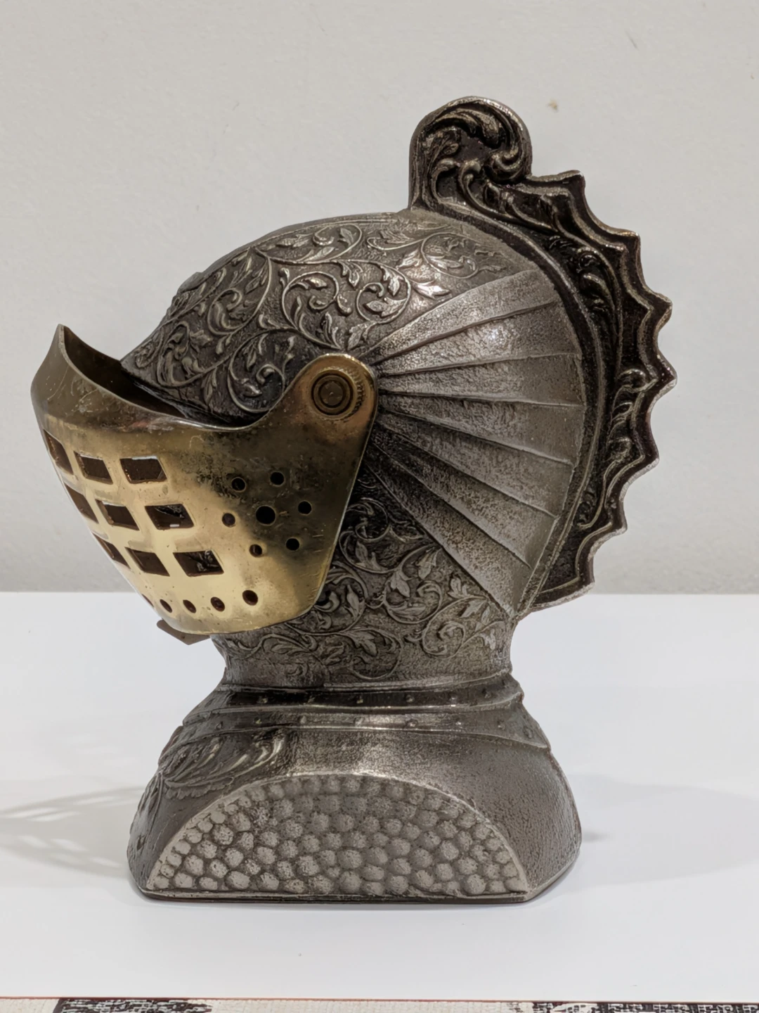 Vintage Table Lighter Knight Head - photo 3