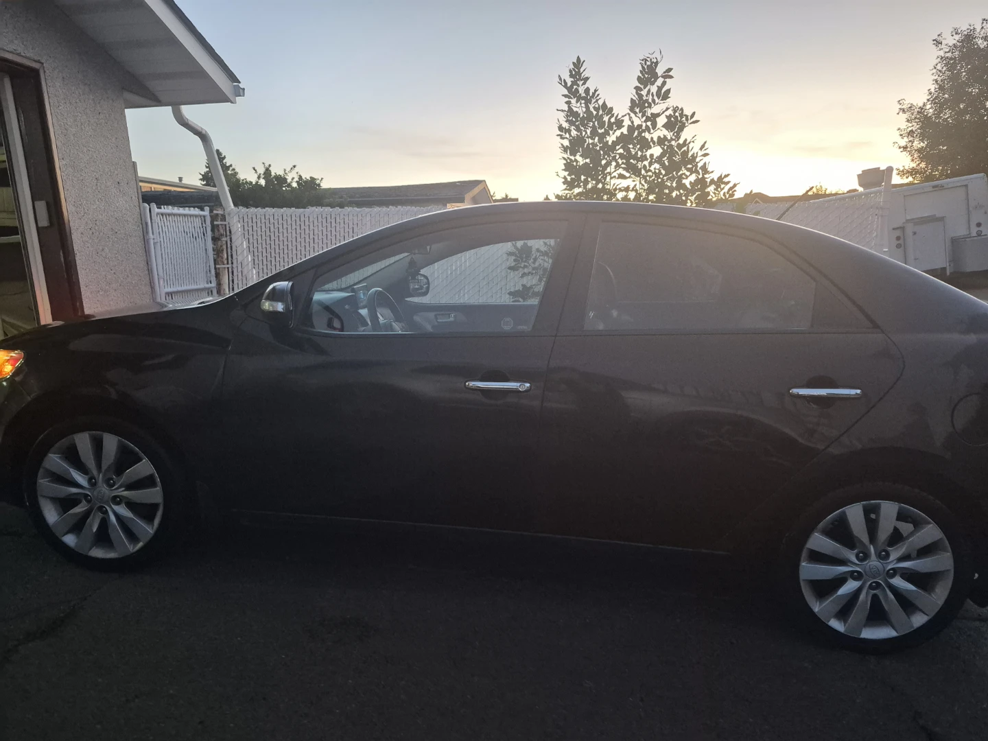 2012 Kia Forte SX Sedan - photo 3