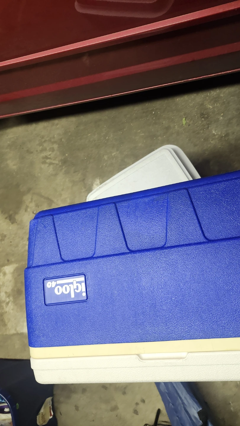 2, Igloo 40 Qt Cooler - photo 2