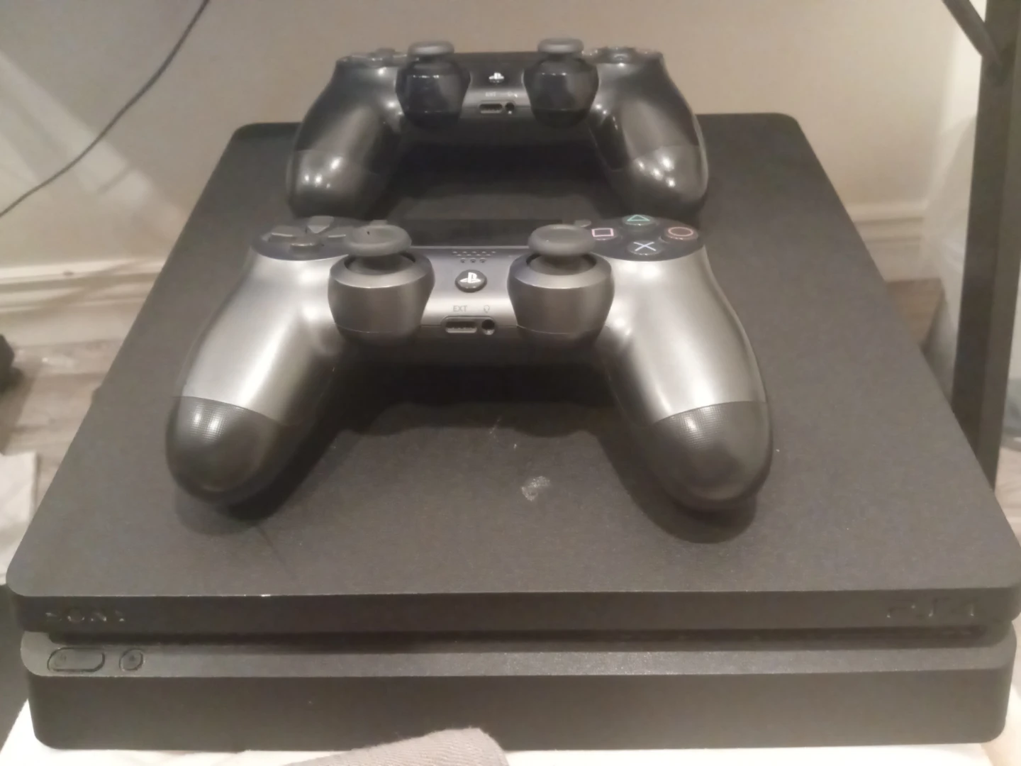 PlayStation 4 Console