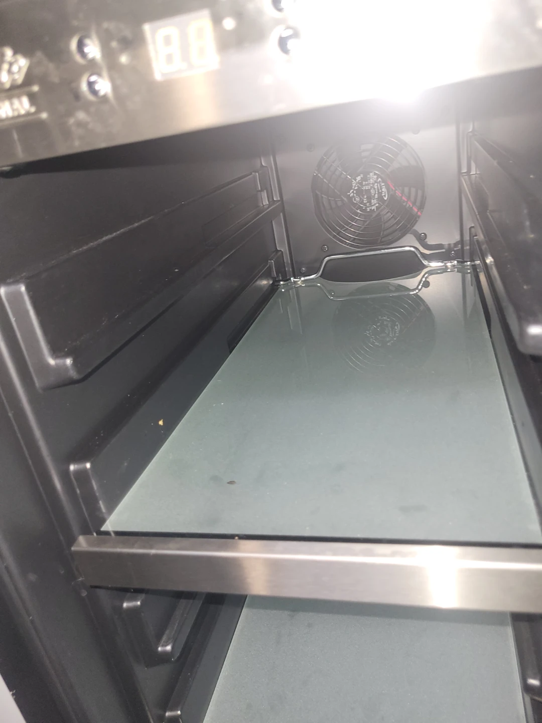 Danby DBC047D2BSSPR Beverage Center please read - photo 3
