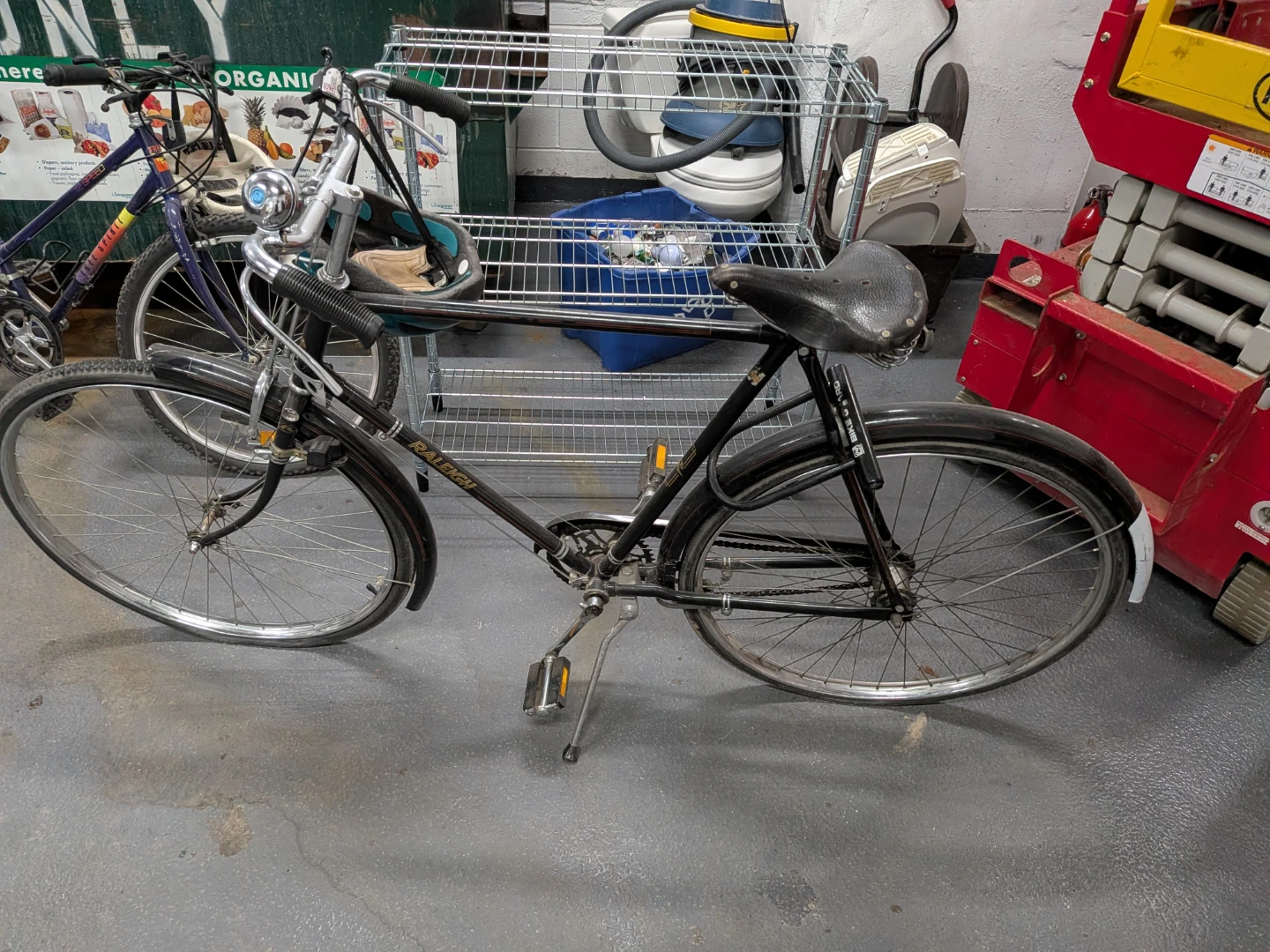 Raleigh Black Cruiser Bike