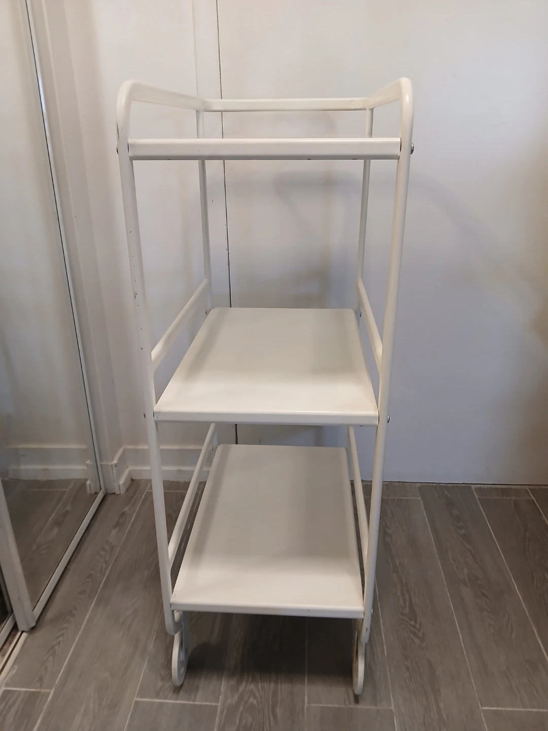 White 3-Shelf Rolling Cart available.  Location on ad. - photo 2