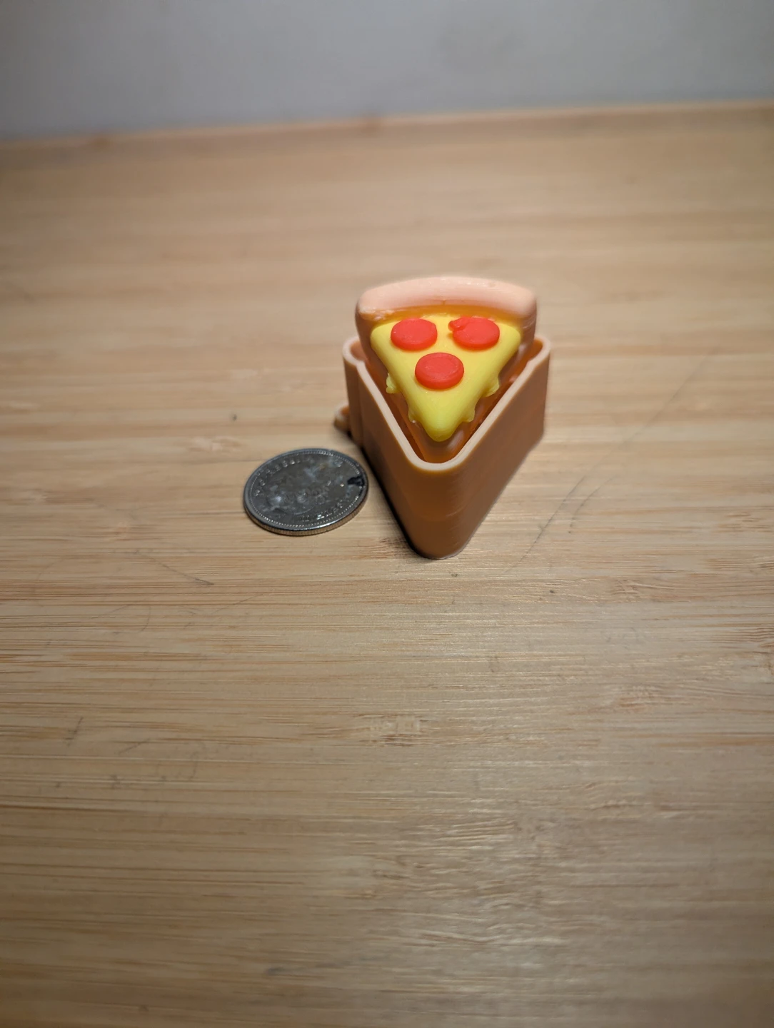 3d pritned pepperoni pizza fidget clicker - photo 4