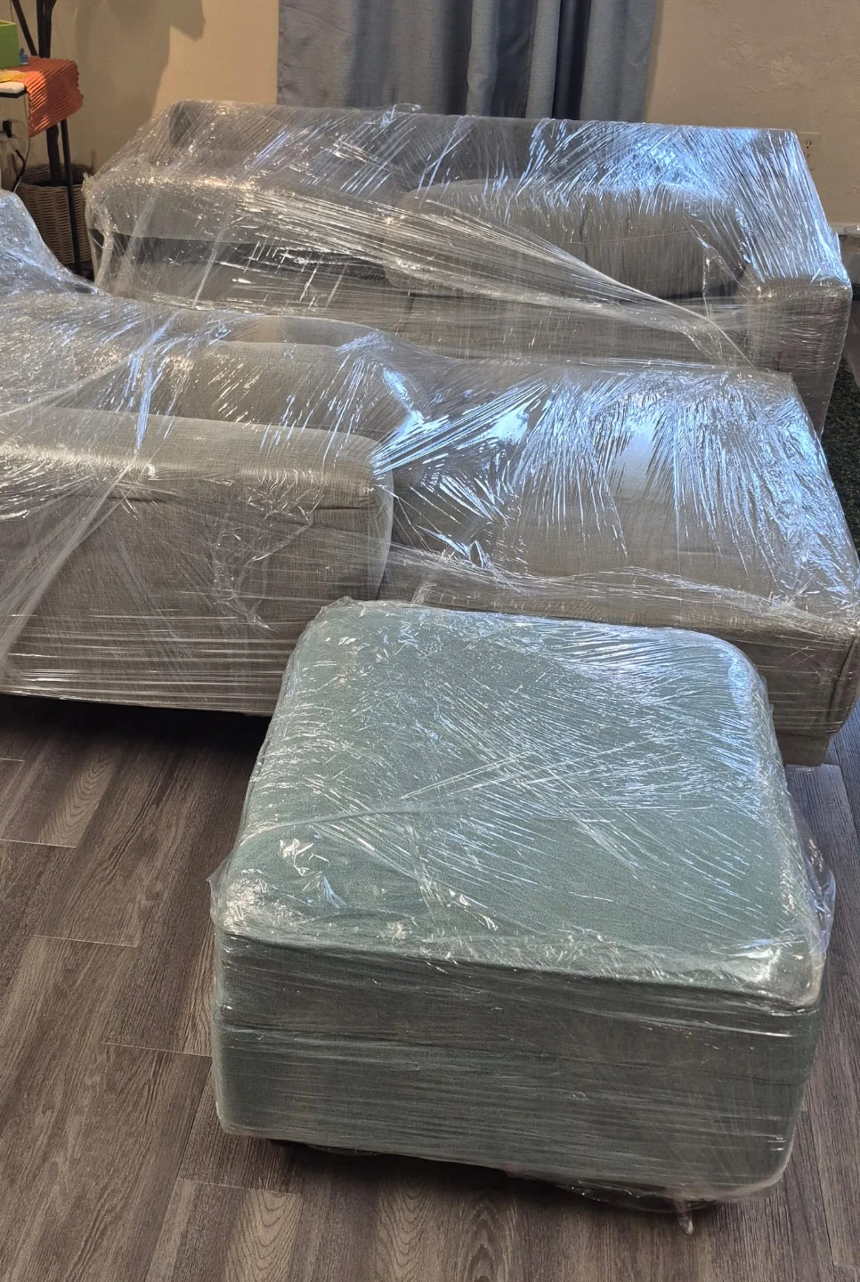 Grey Sectional Sofa with Ottoman