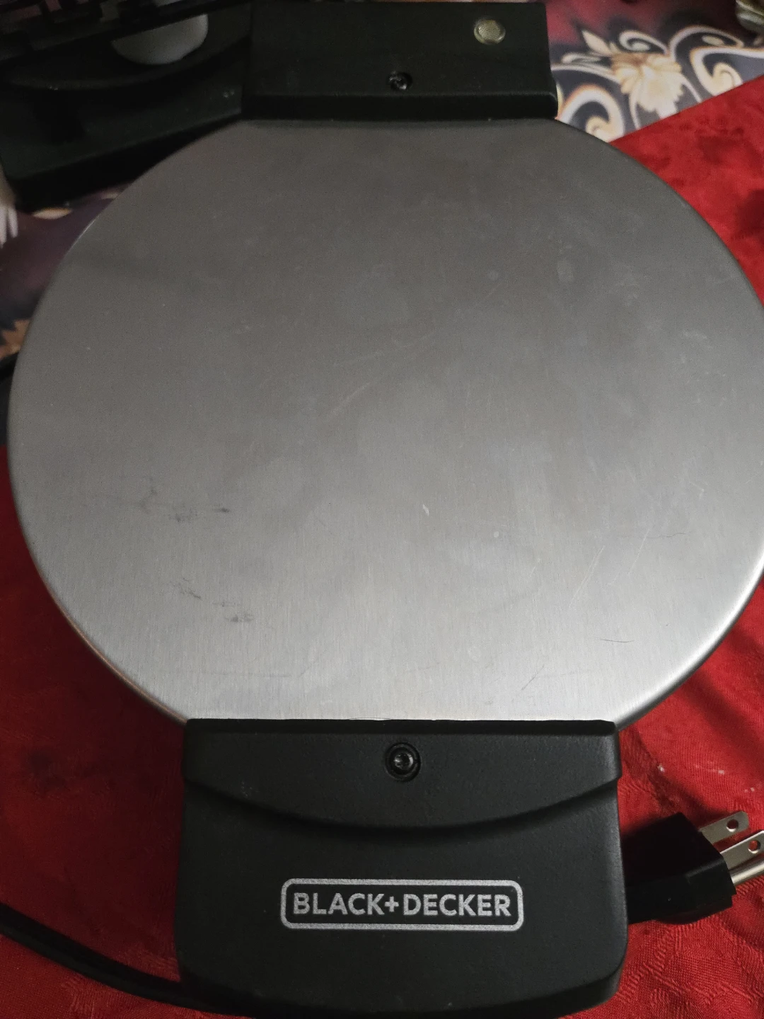 Waffle maker