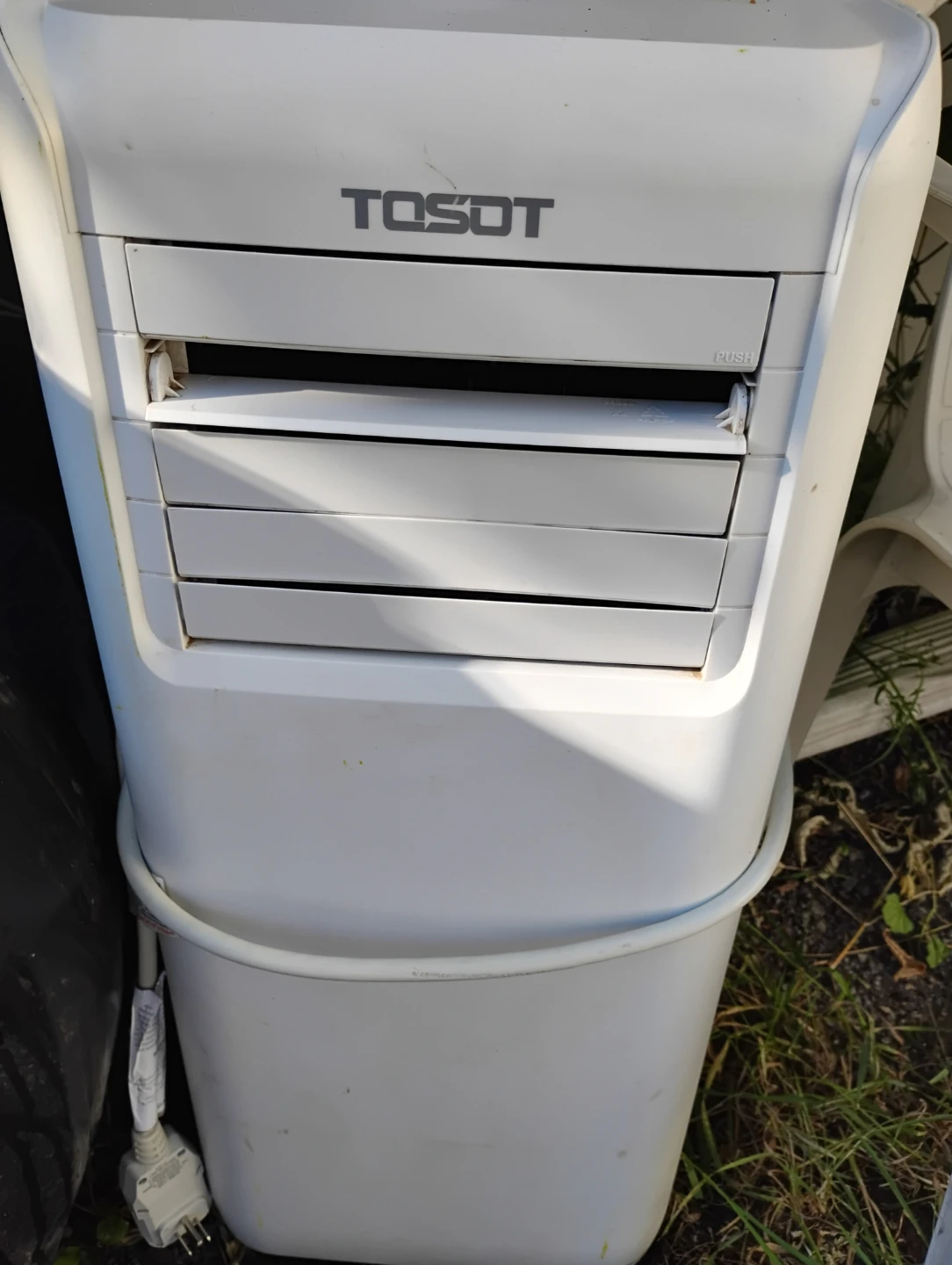 Tosot Portable Air Conditioner 100 obo need gone asap moving