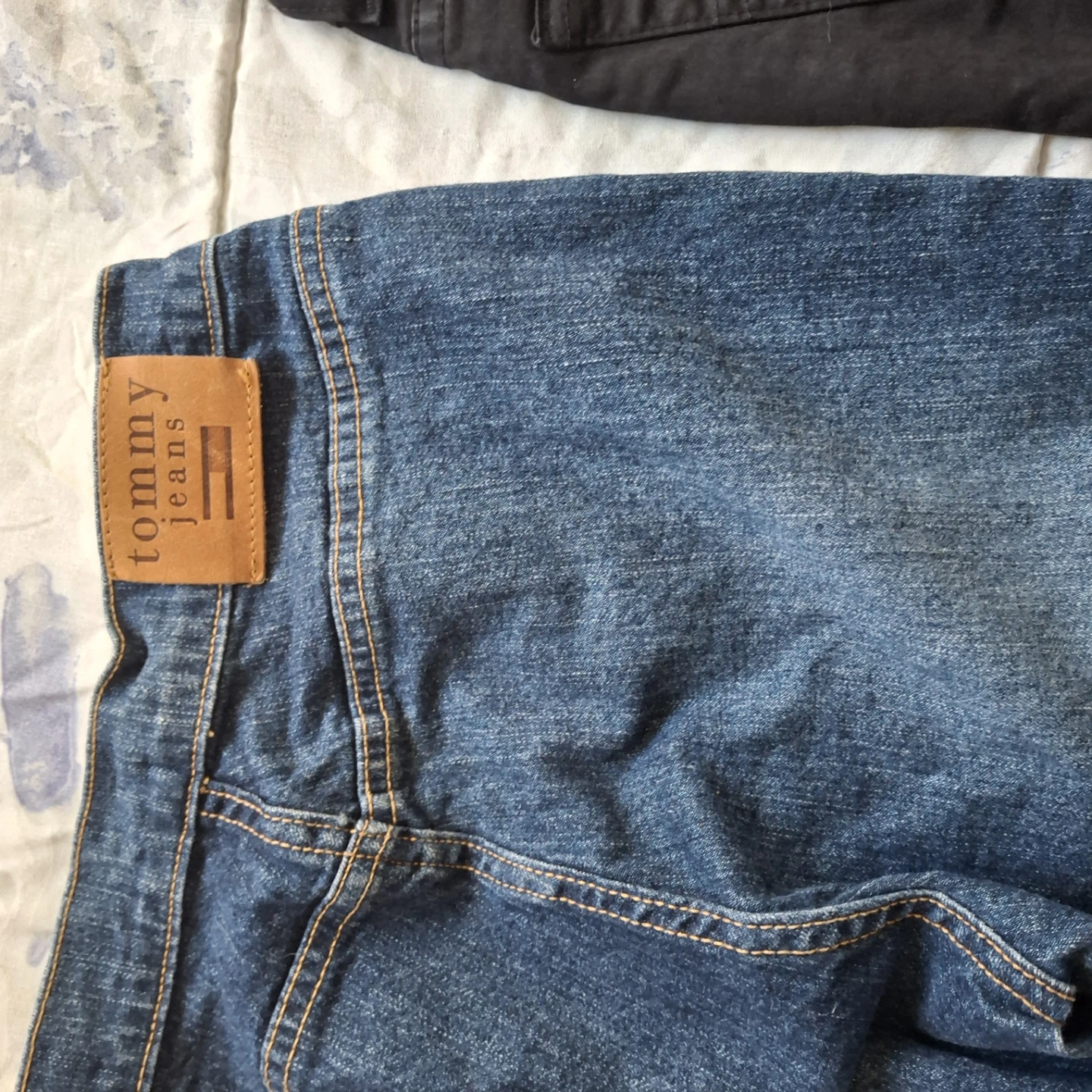 Tommy , Buffalo Kenzie jeans $5 each - photo 4