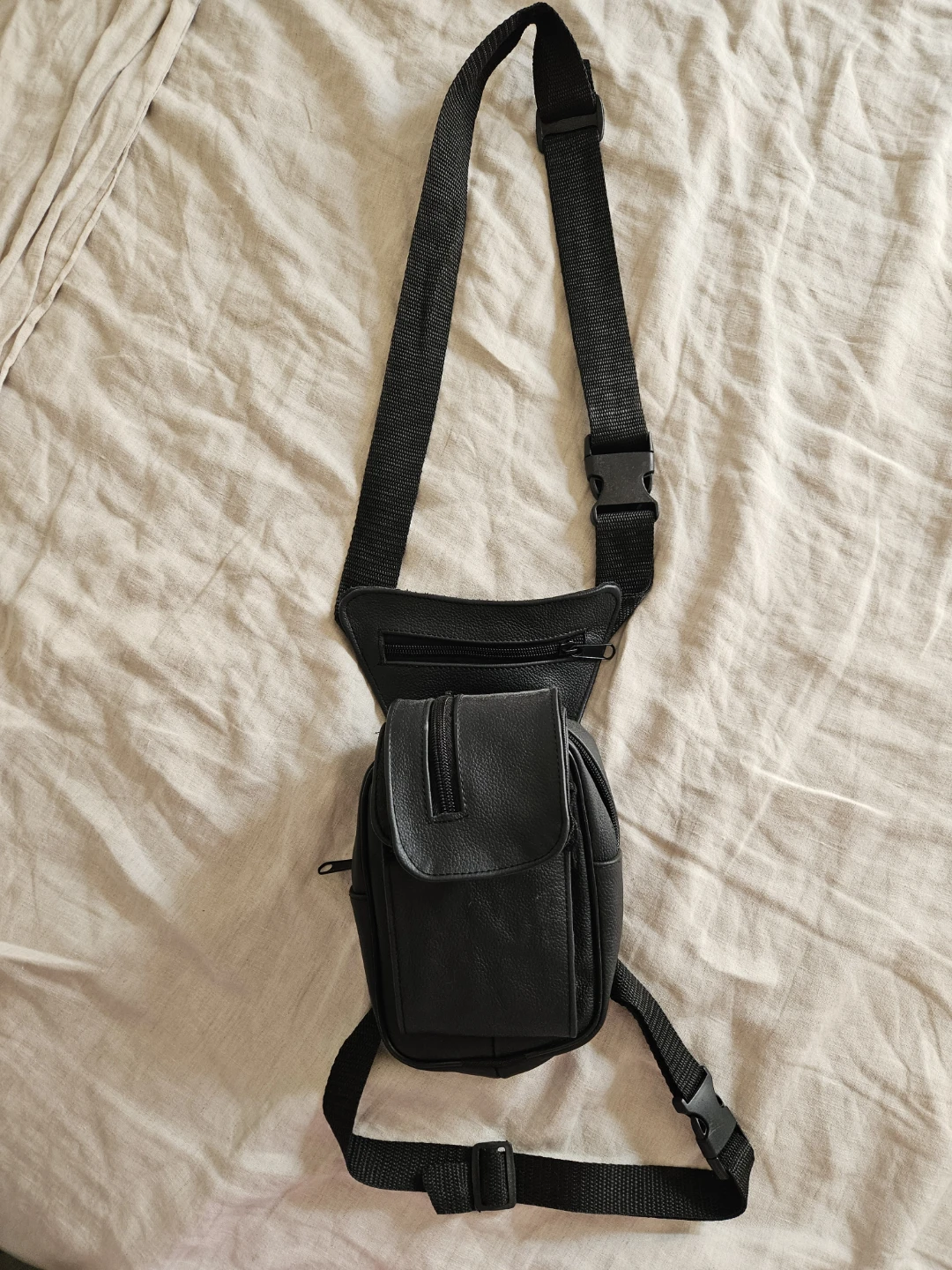 Black Leather Leg Holster Bag - photo 2