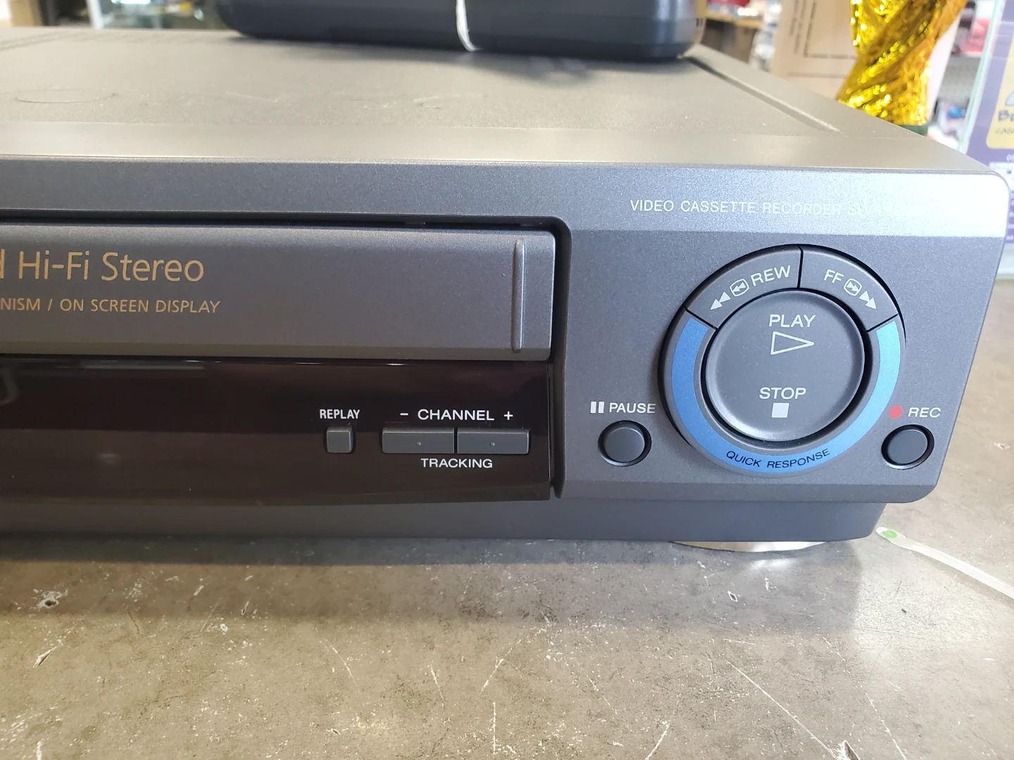 Sony SLV-L68HF Video Cassette Recorder - photo 3