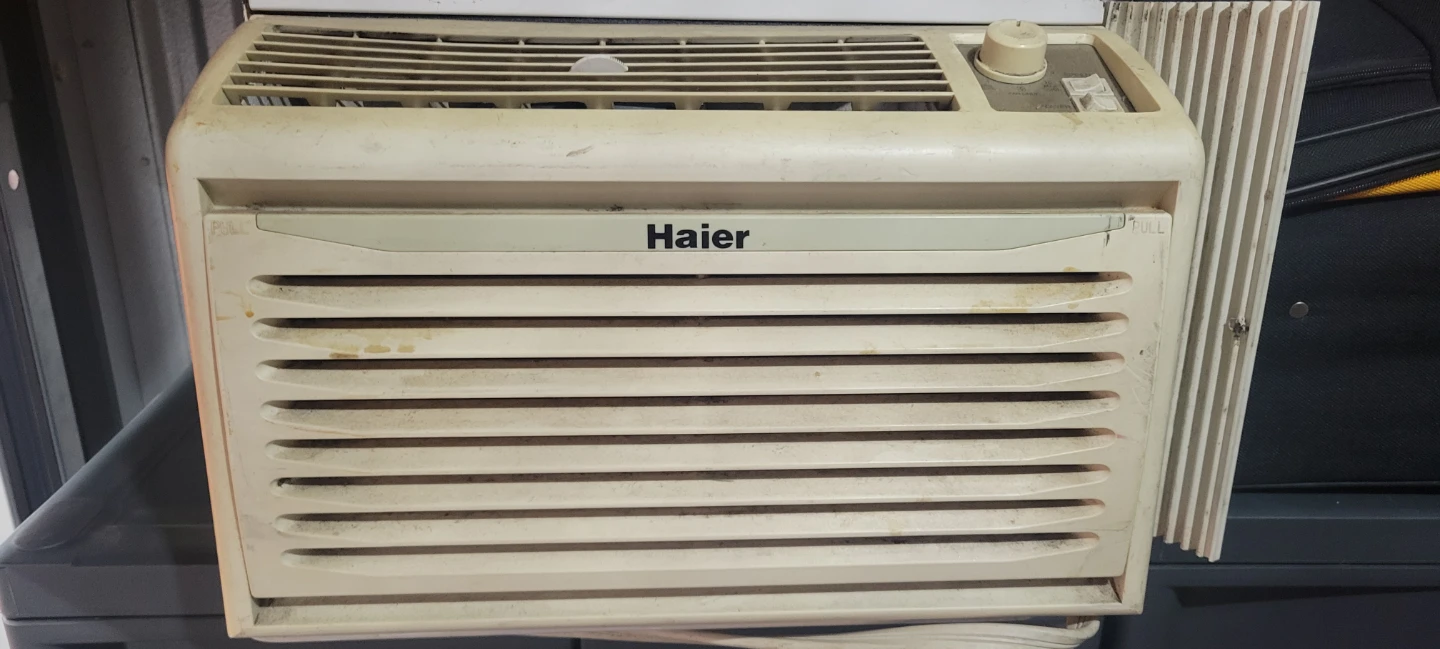 Haier Window Air Conditioner Unit
