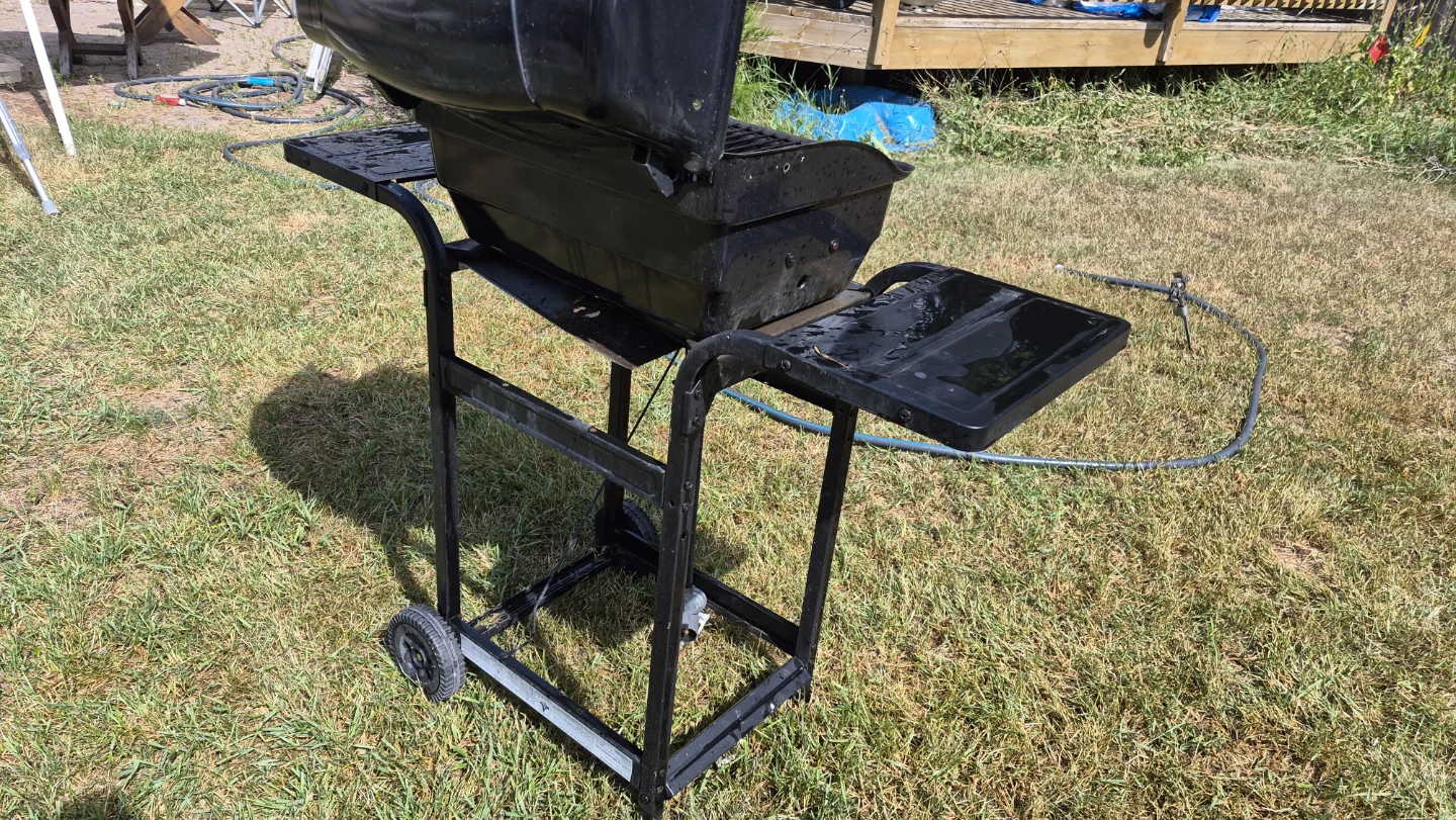 Black small Propane Grill - photo 2