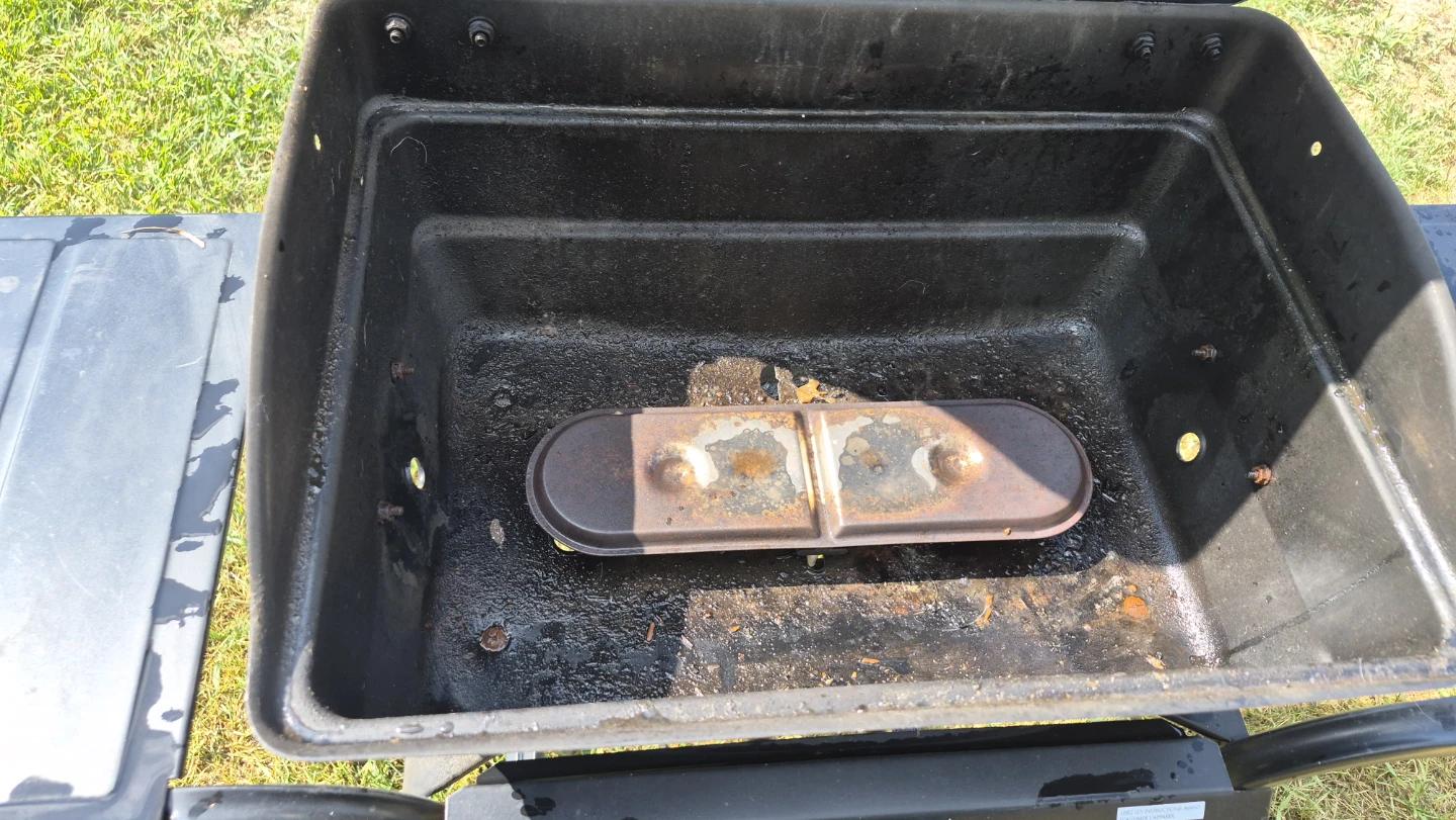 Black small Propane Grill - photo 3