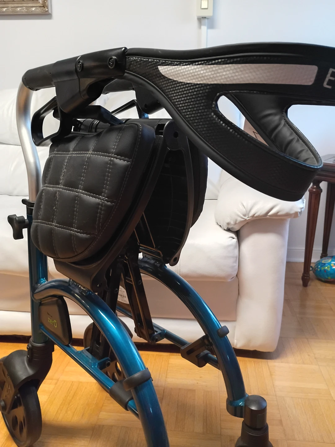 Evolution Rollator Walker  used it for a month - photo 2