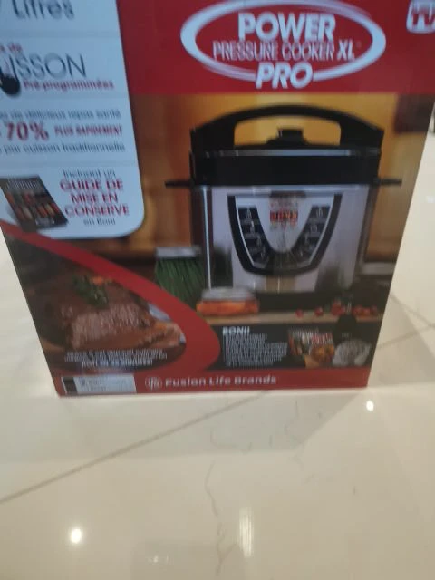 6-Quart power pressure cooker XL PRO