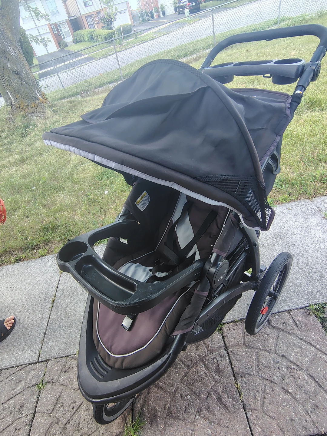 Graco Jogging Stroller - photo 2