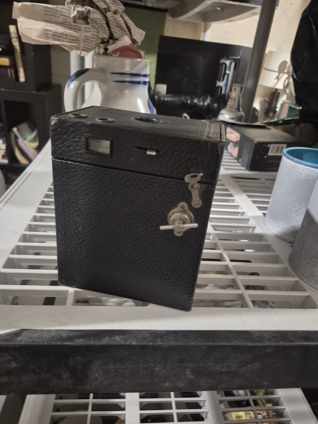 Vintage Box Camera - photo 2