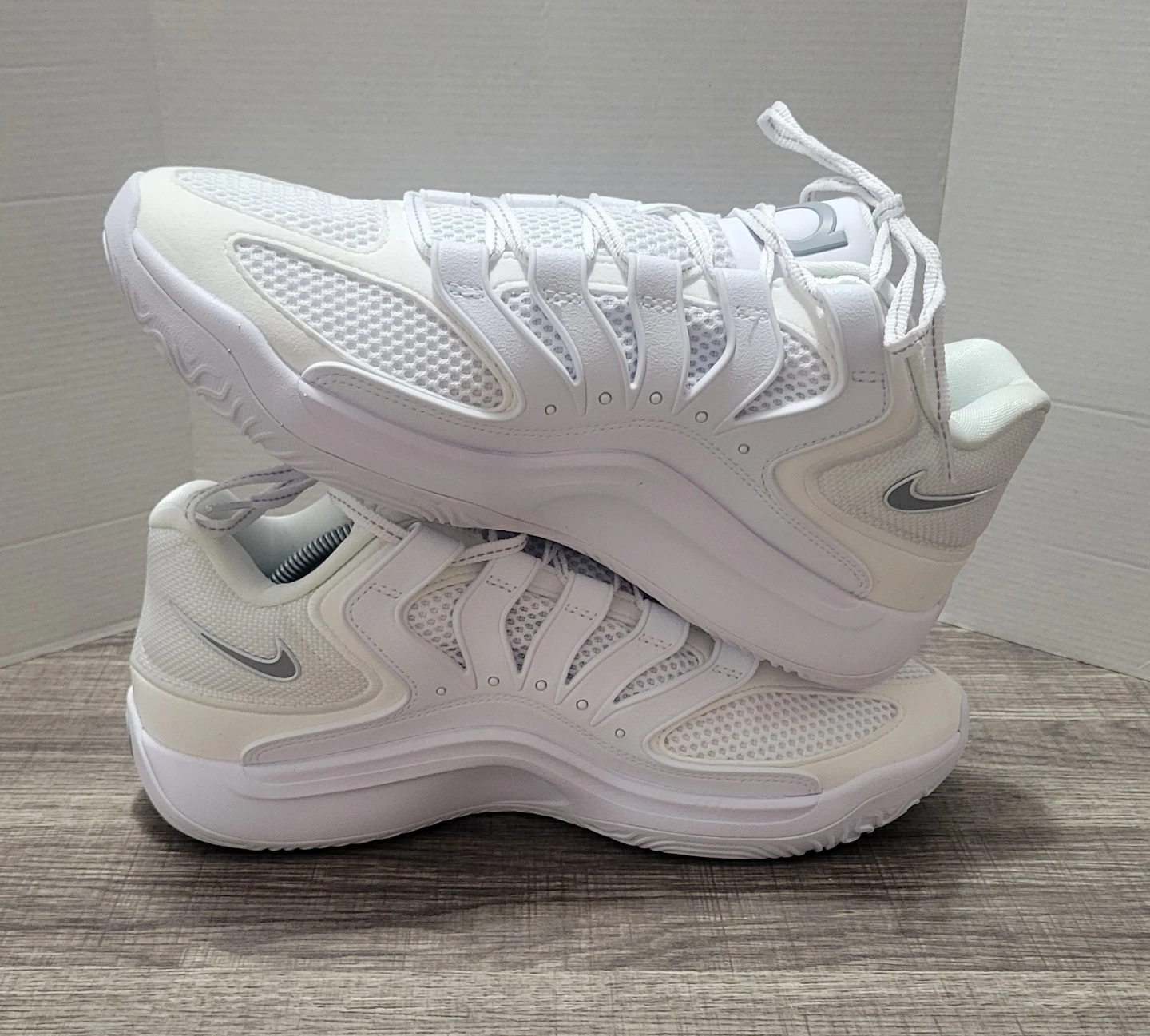 Nike Kd 18 Im0634 105 Tb Triple White Men's Size 10.5