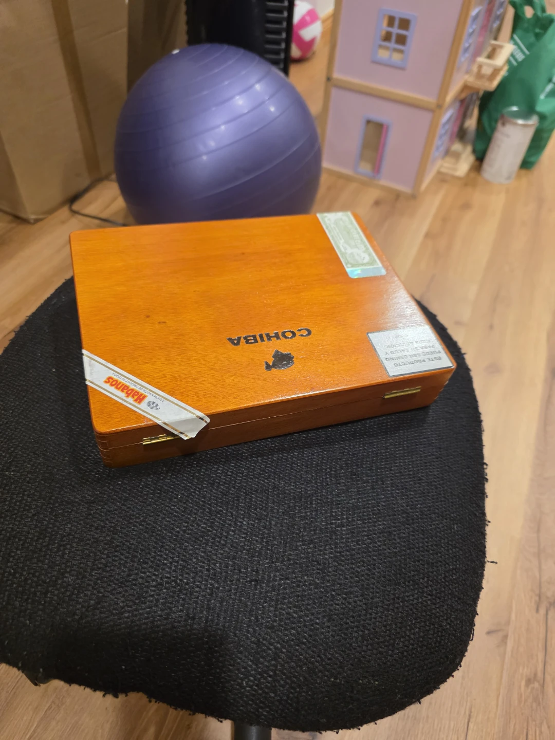Cohiba Esplendidos Wooden Cigar Box - photo 2
