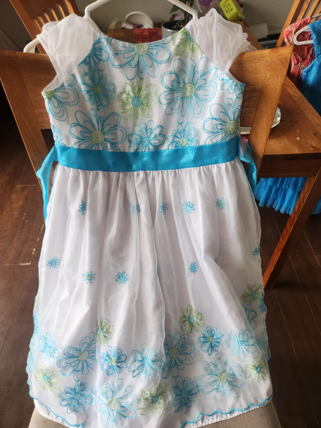 Girls dresses sizes 8-10
