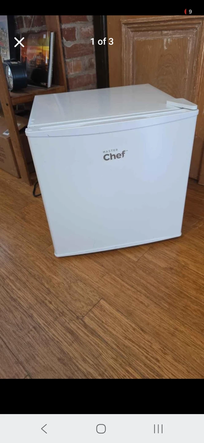 Master Chef Mini Fridge