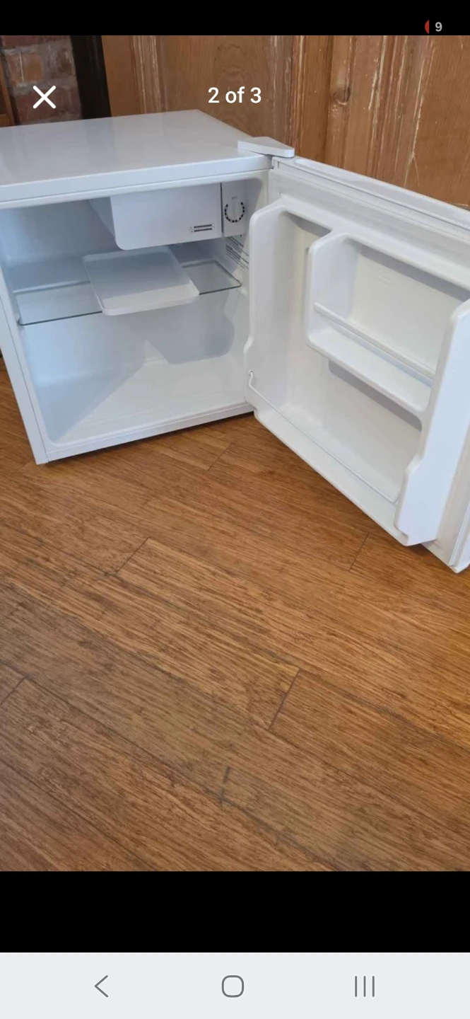 Master Chef Mini Fridge - photo 2