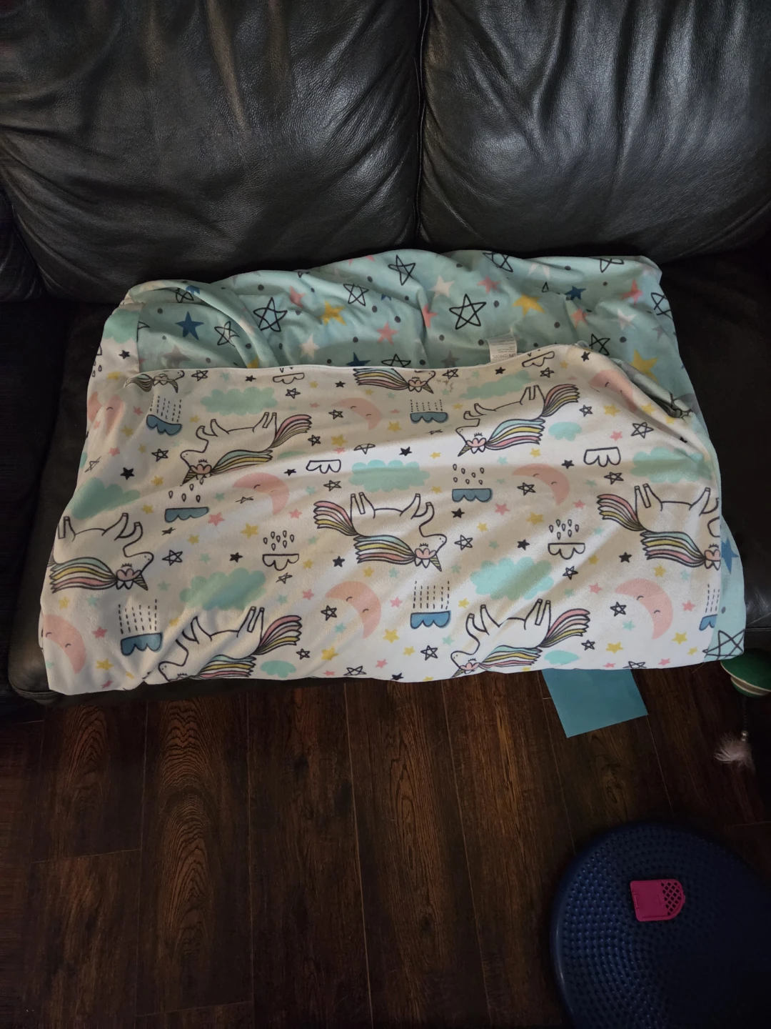Fleece Blanket with Unicorns and Stars