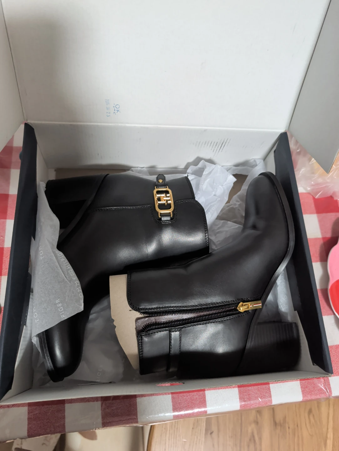 Tommy Hilfiger Black Ankle Boots size 7 M