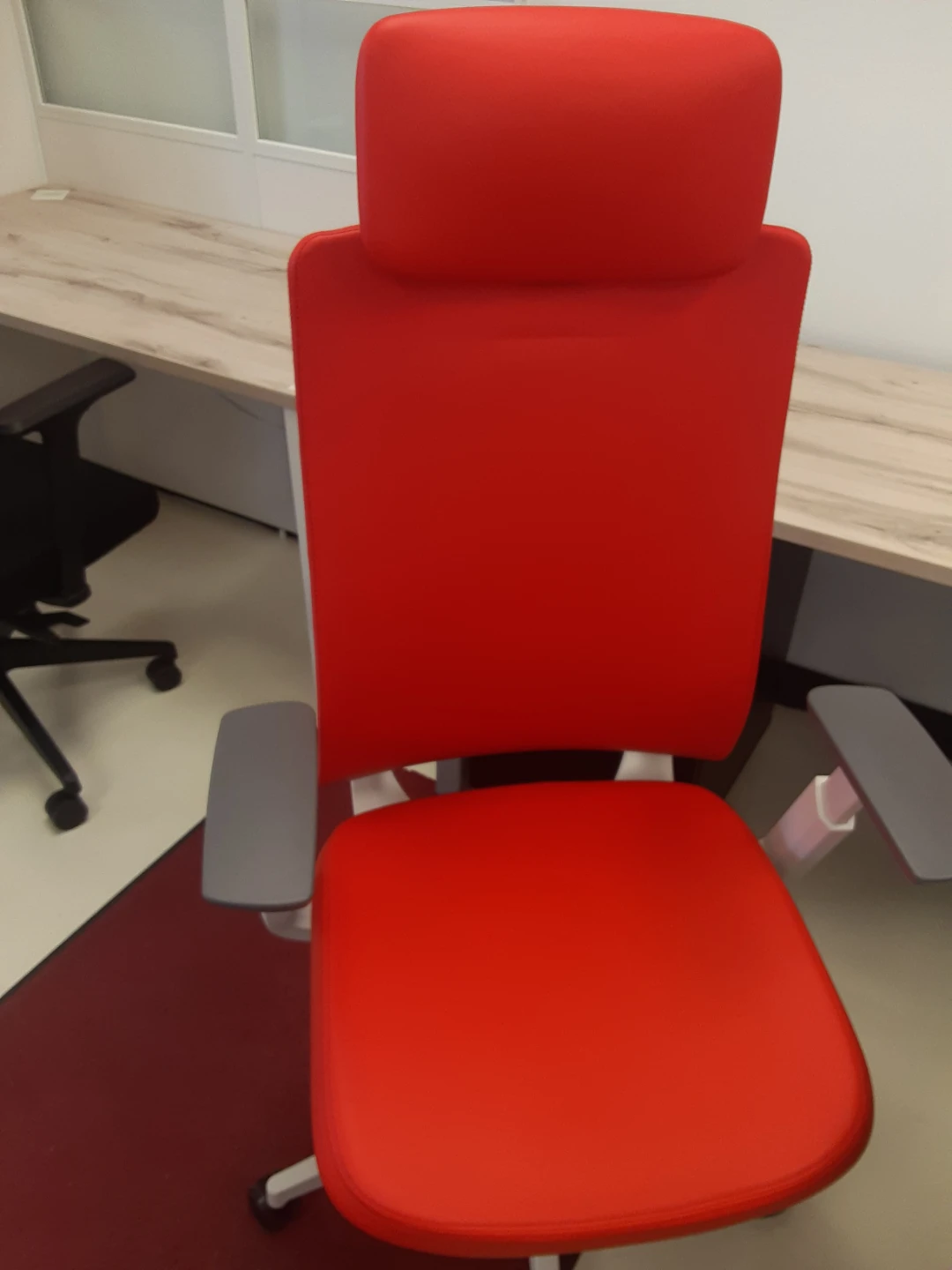 Executive Office Chair | High-Back | Premium Commercial Grade - photo 2