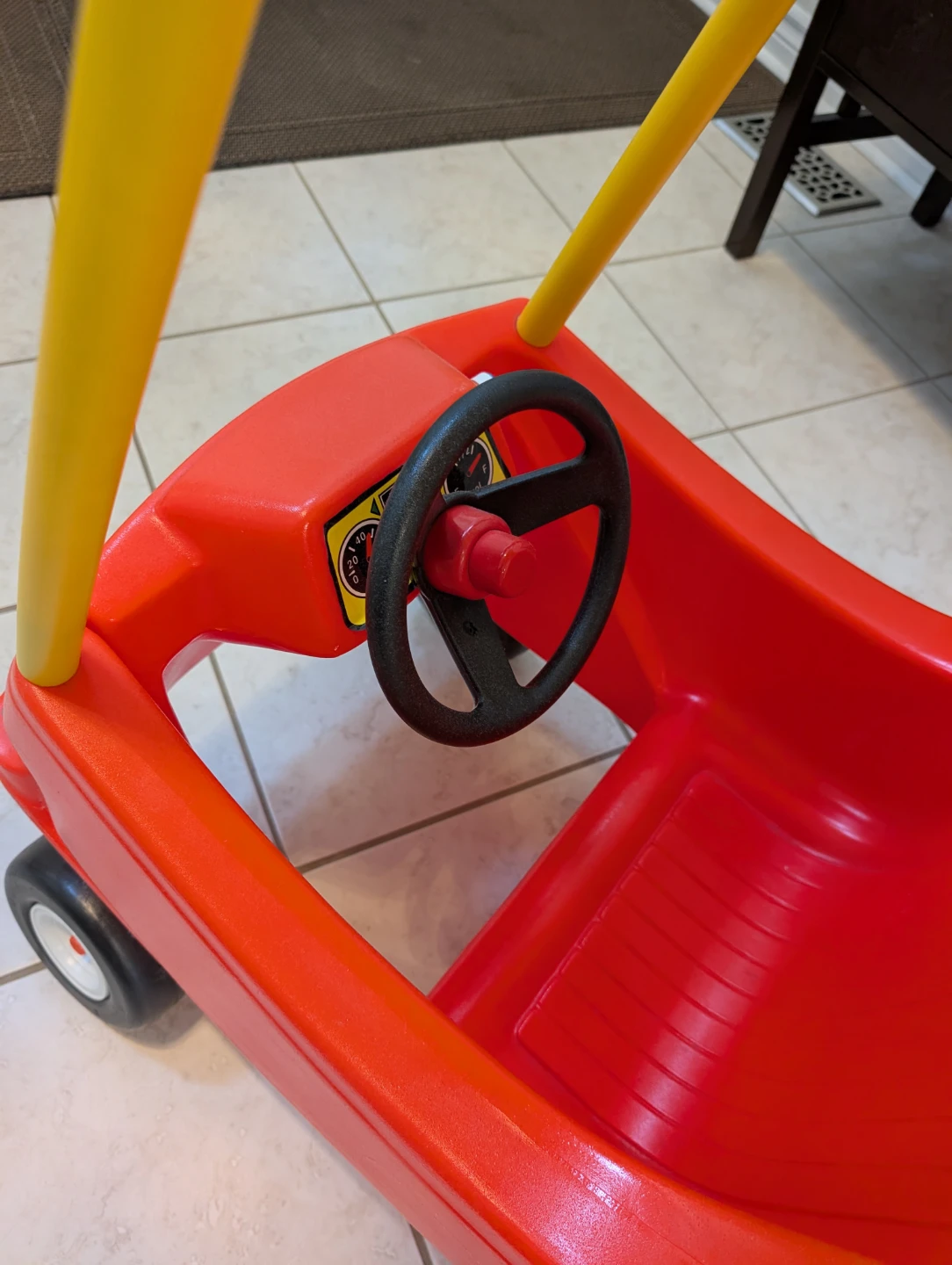 Little Tikes Cozy Coupe Ride-On Toy Car - photo 3